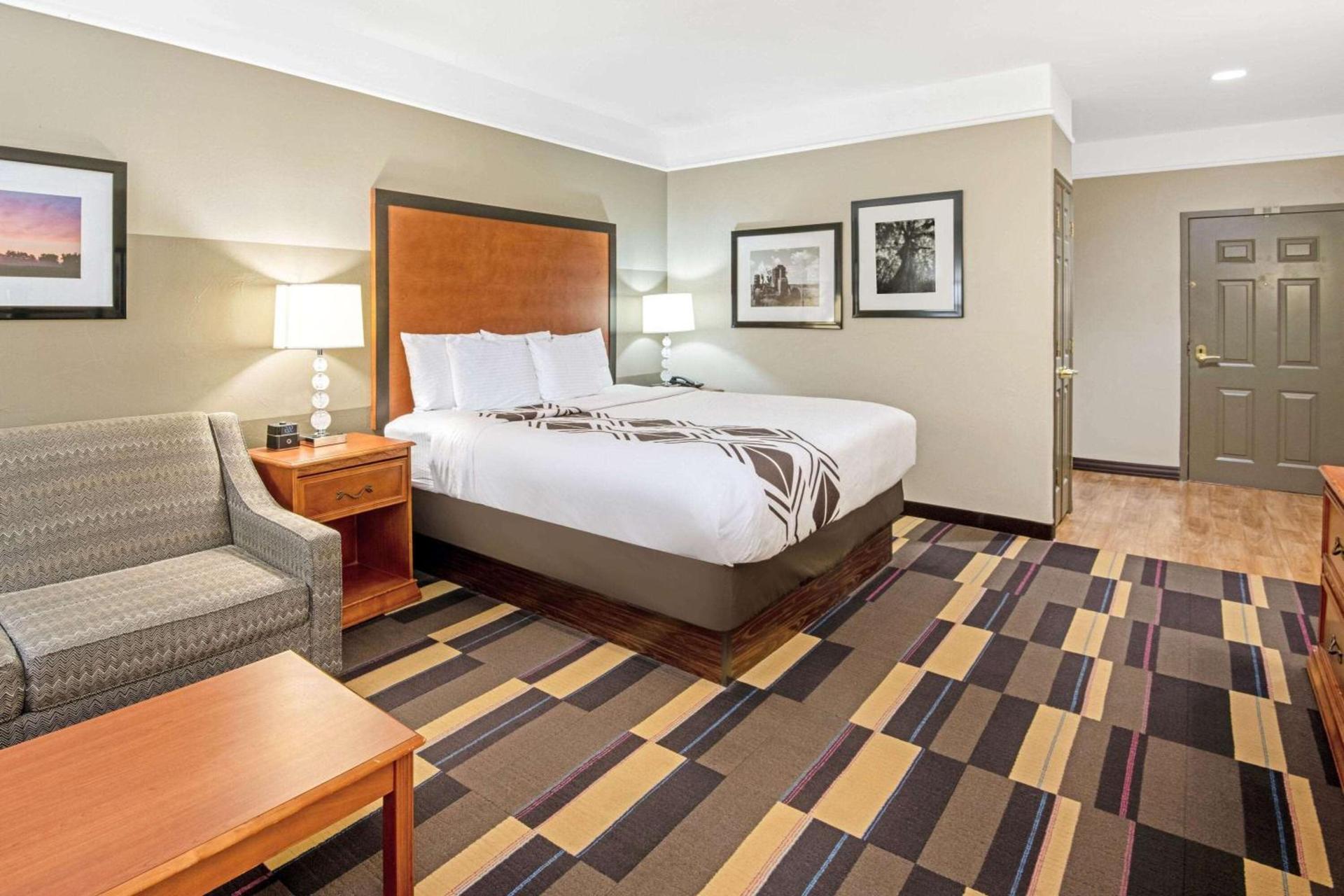 La Quinta by Wyndham Oklahoma City - Moore photo 12