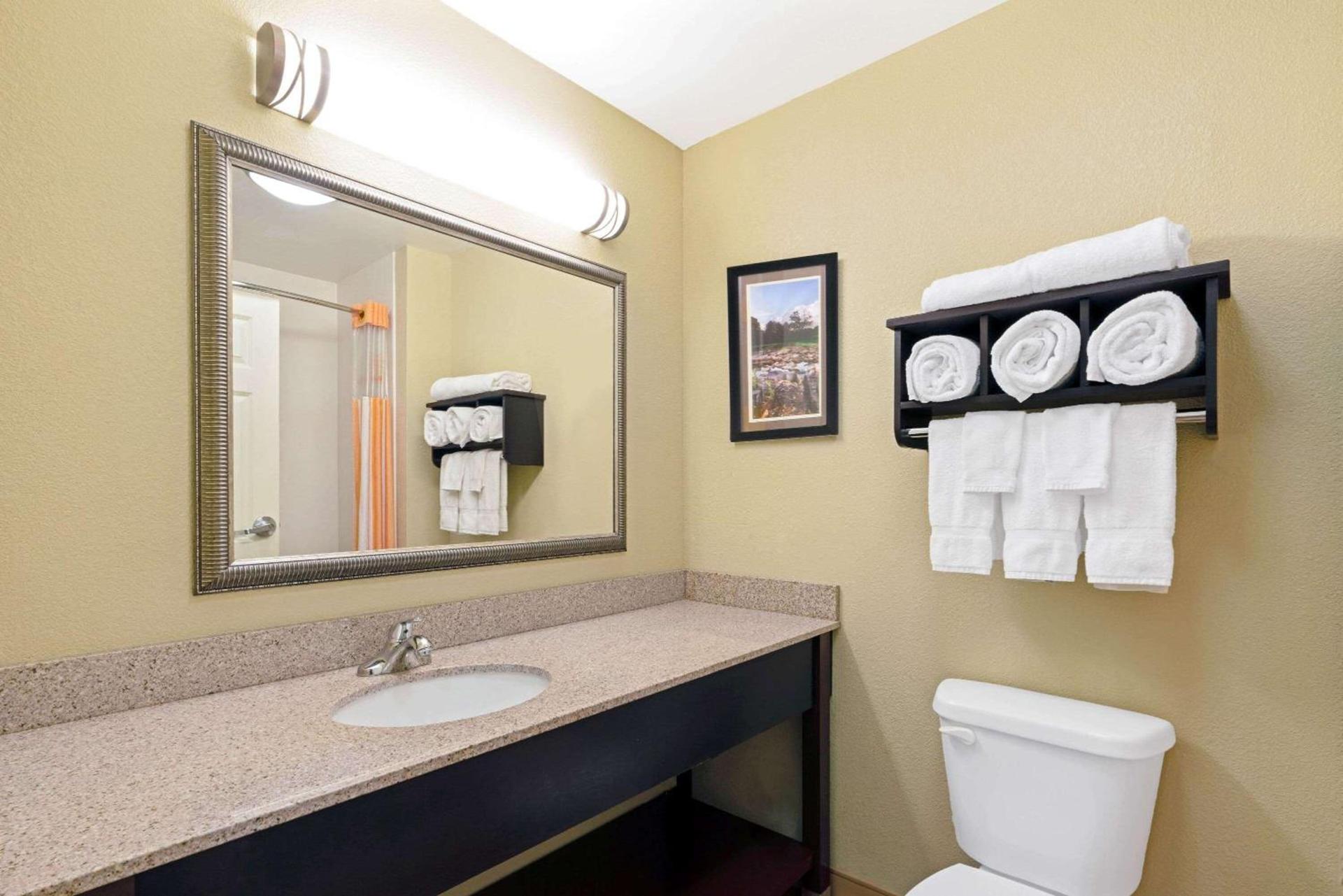 La Quinta by Wyndham Stillwater -University Area photo 24