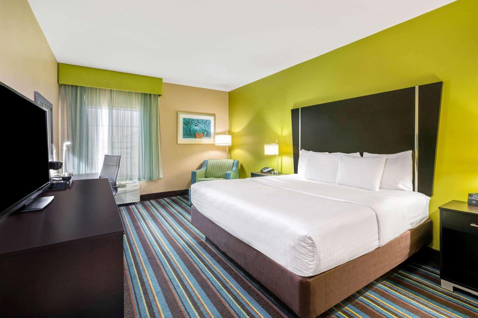 La Quinta by Wyndham Muskogee photo 47