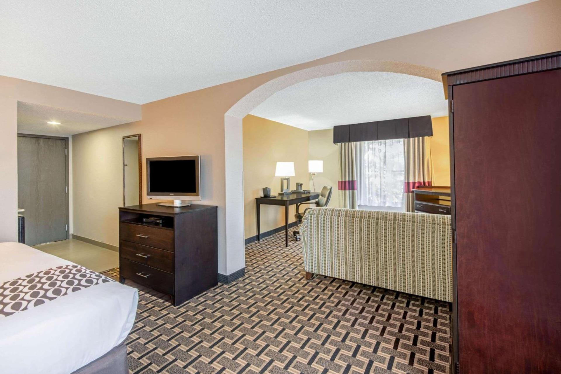 La Quinta by Wyndham Denison - North Lake Texoma photo 6
