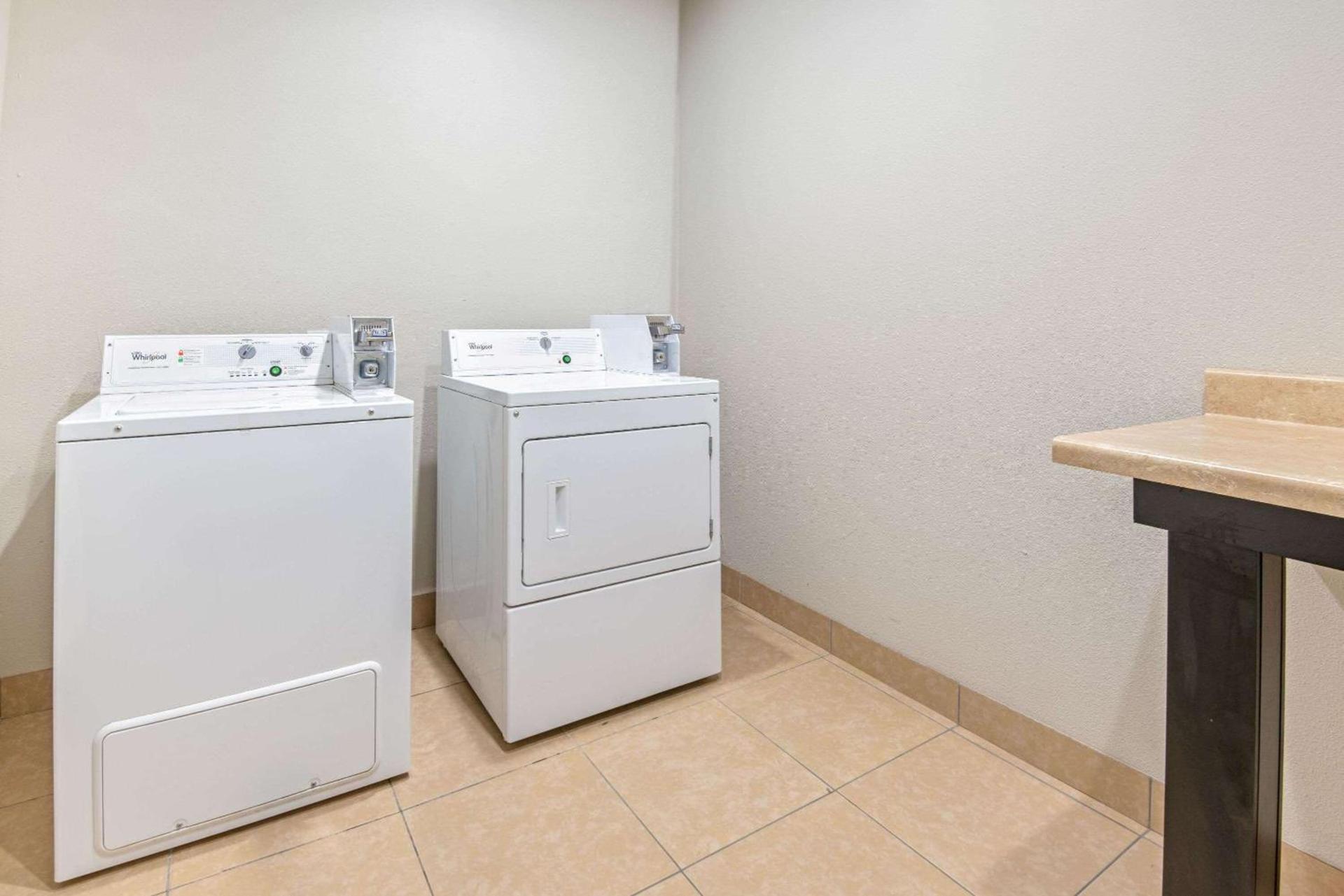 La Quinta by Wyndham Weatherford OK photo 23