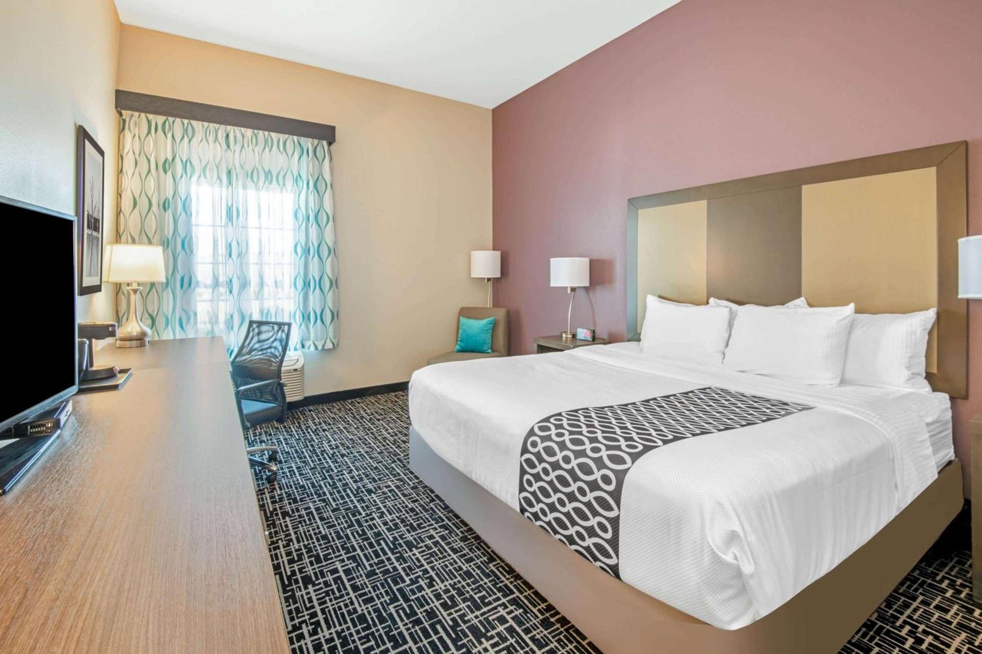 La Quinta by Wyndham Weatherford OK photo 14