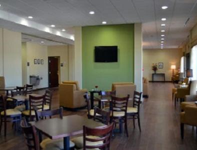 PetroStay Inn & Suites Cotulla photo 13