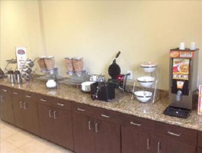 PetroStay Inn & Suites Cotulla photo 31