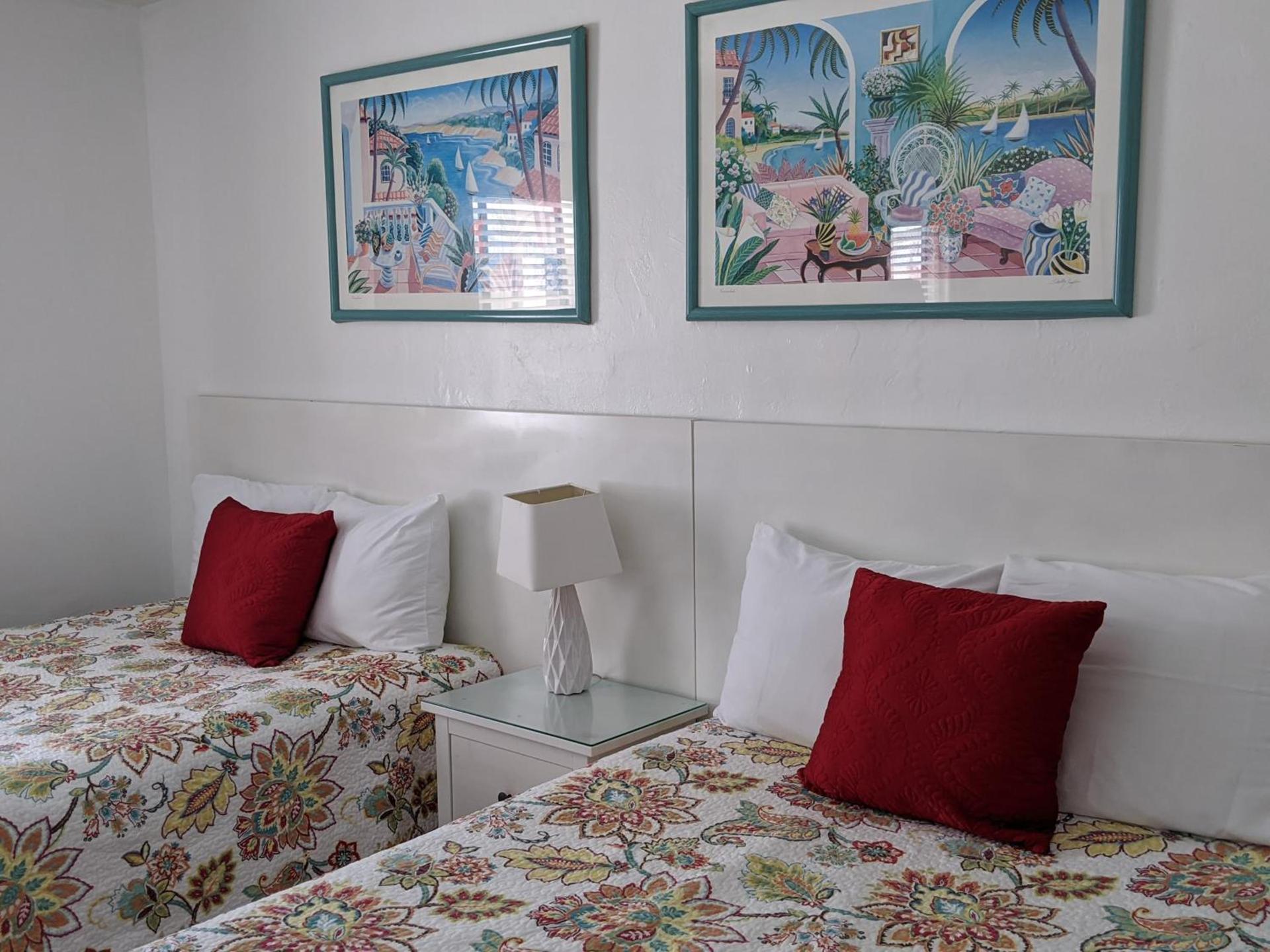 Breakaway Inn Guest House photo 4