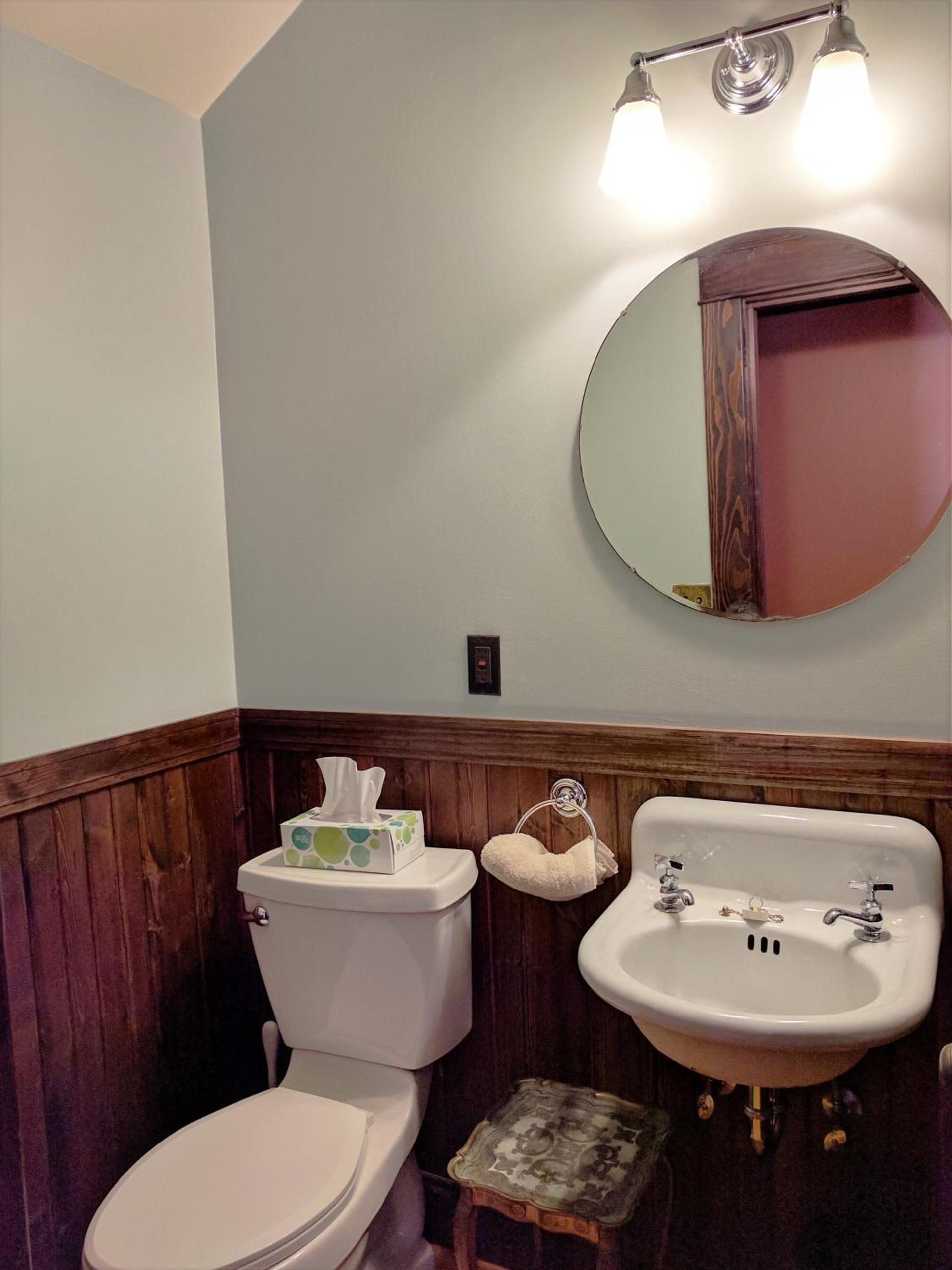 Bluebird Guesthouse photo 15