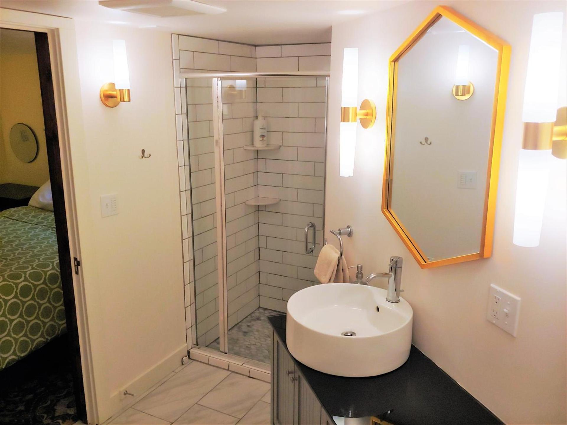 Bluebird Guesthouse photo 6