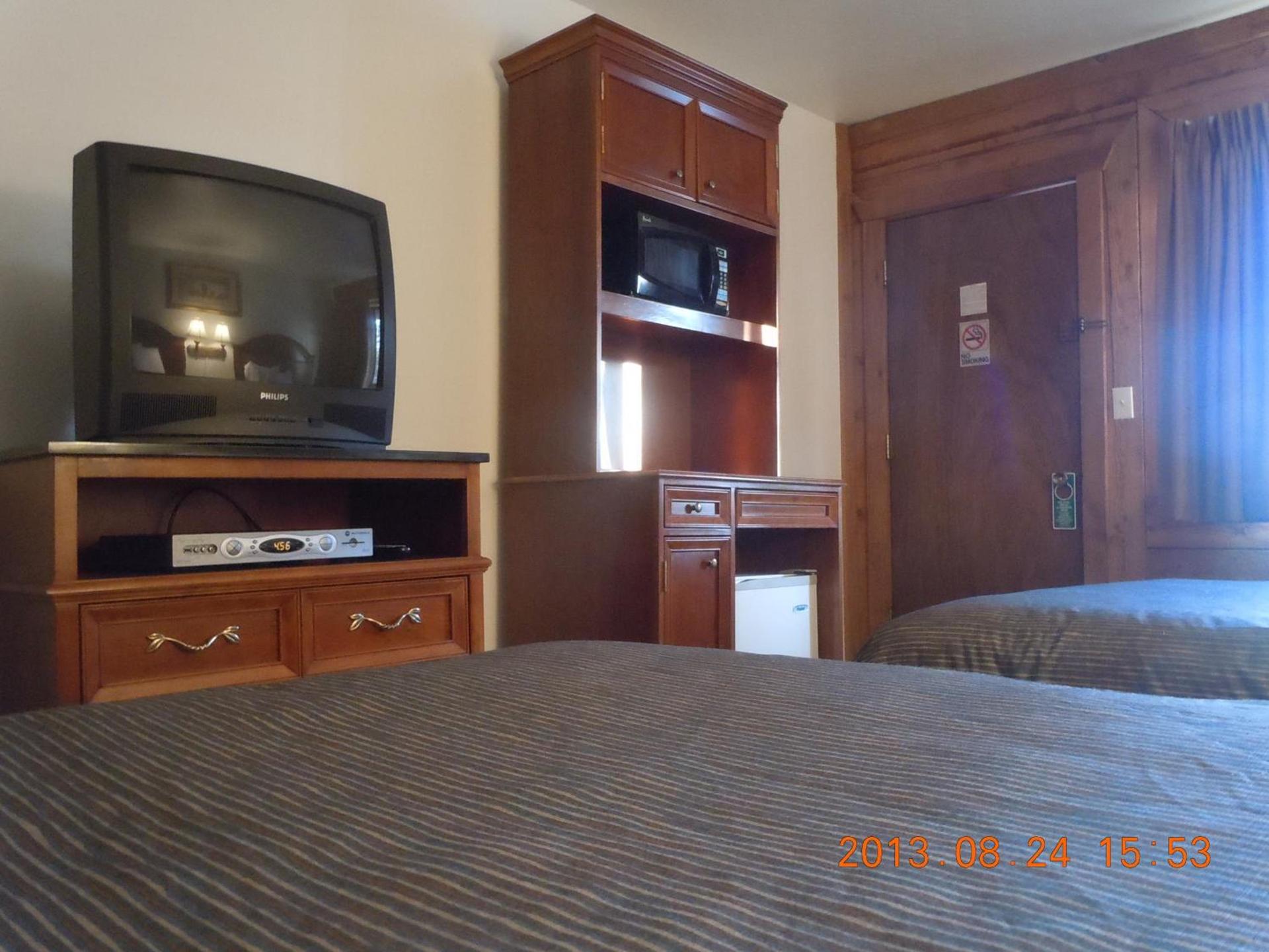 High Country Motel photo 2