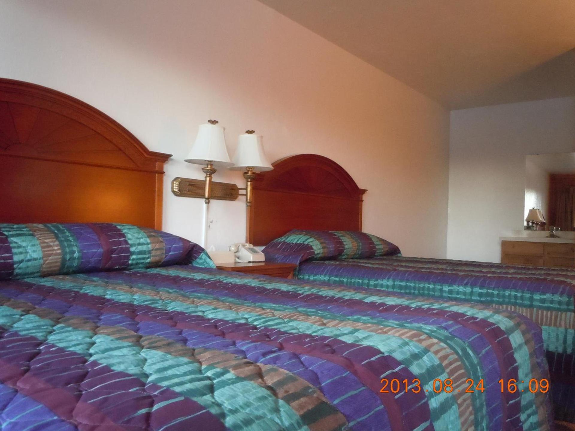 High Country Motel photo 9