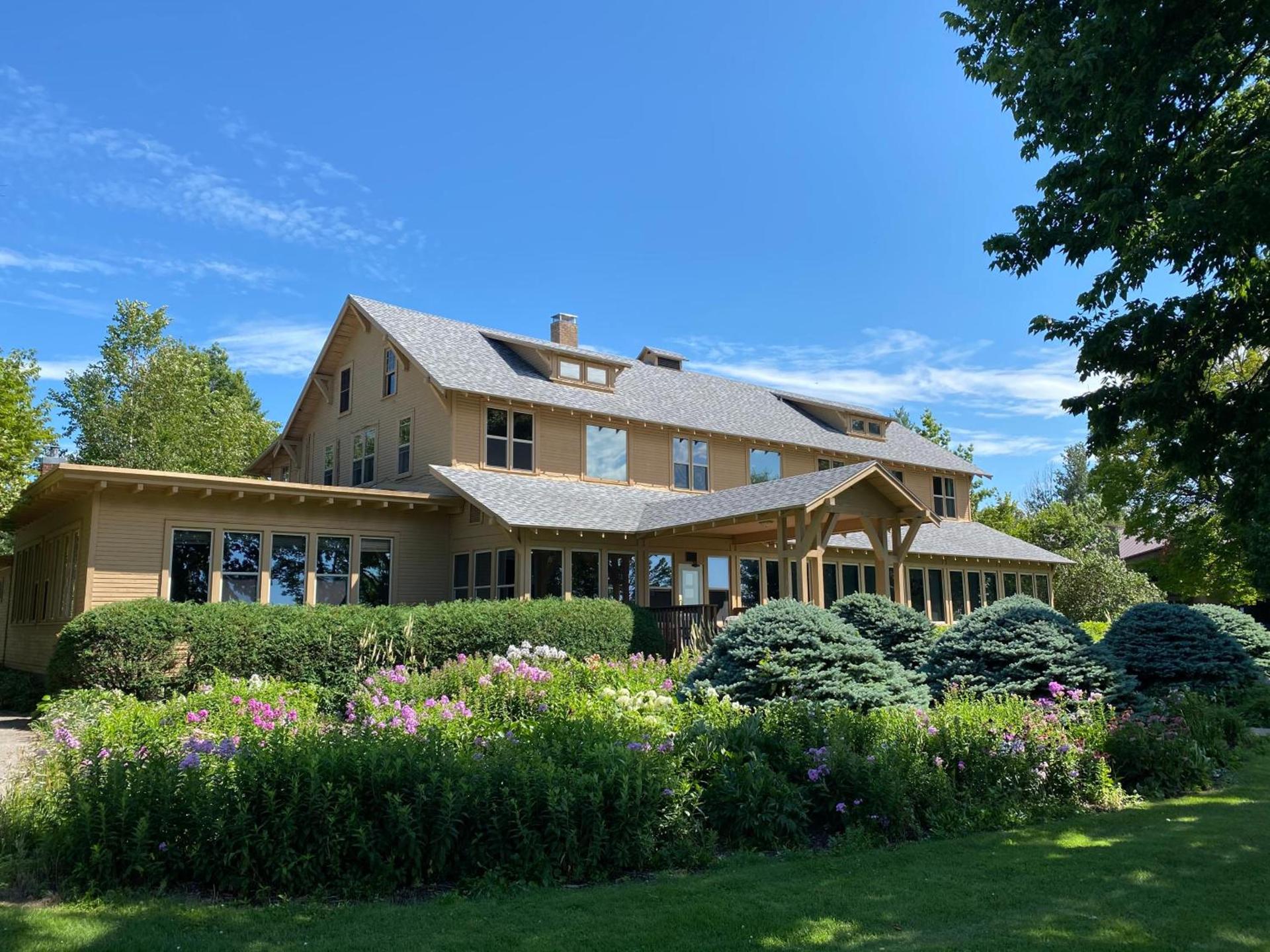 Peters Sunset Beach Resort and Golf — hotel in Glenwood