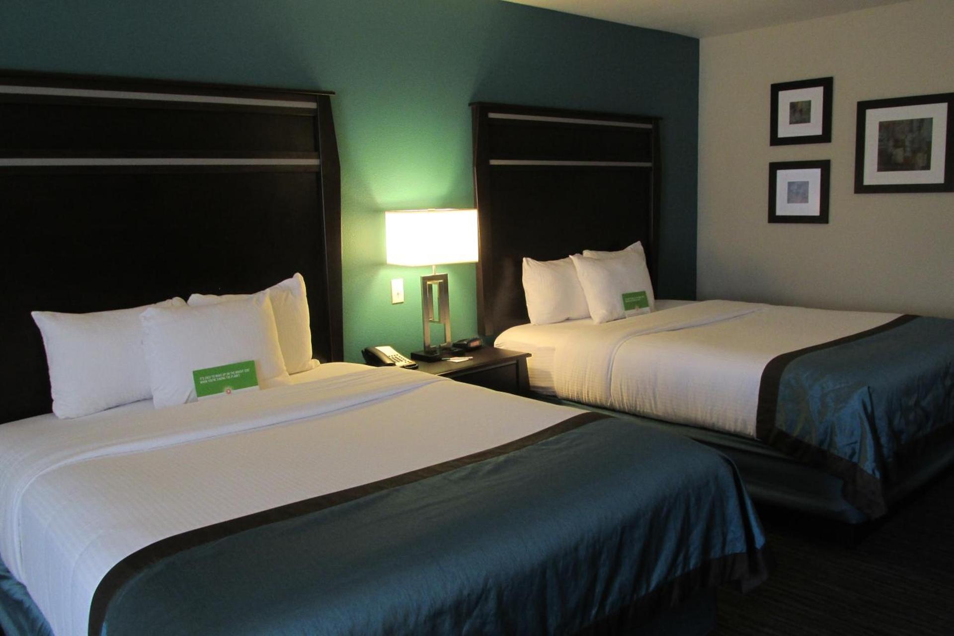 La Quinta by Wyndham Sioux Falls photo 41