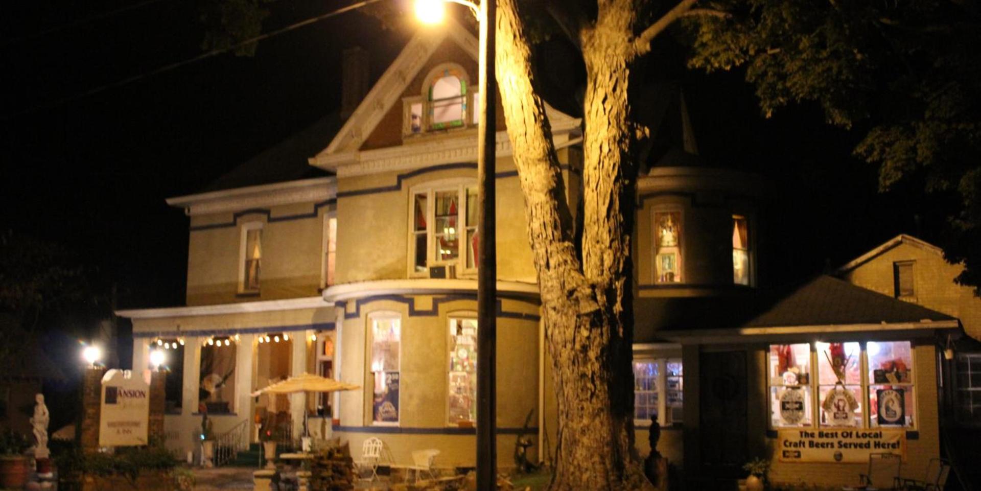 Riverview Mansion Hotel photo 3