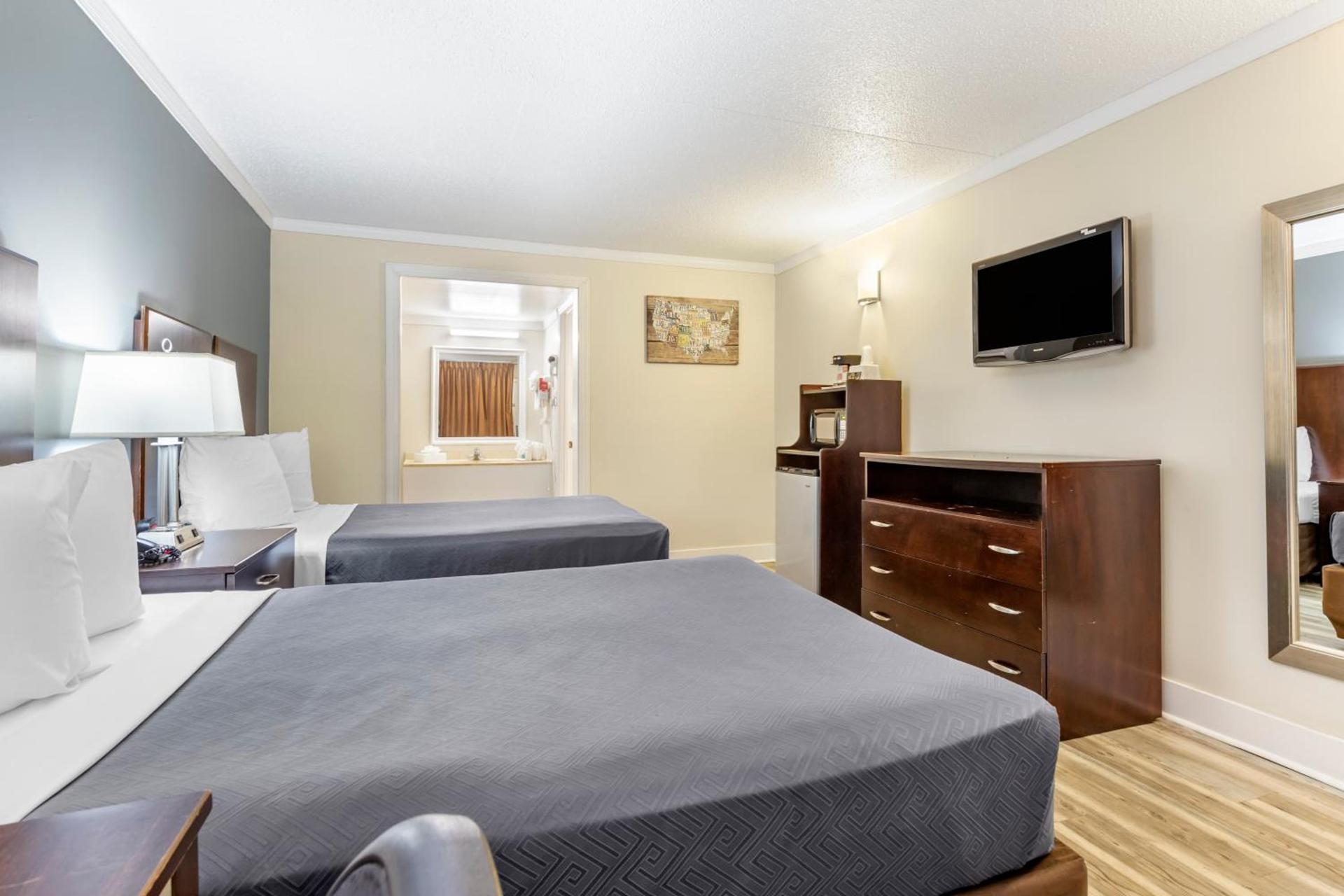Econo Lodge Conway Central photo 18
