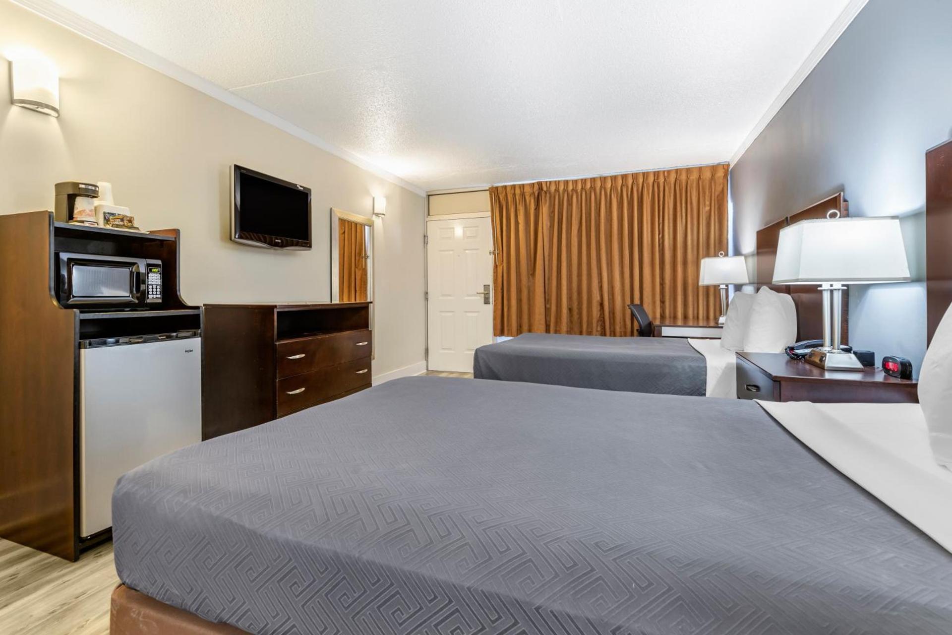 Econo Lodge Conway Central photo 6
