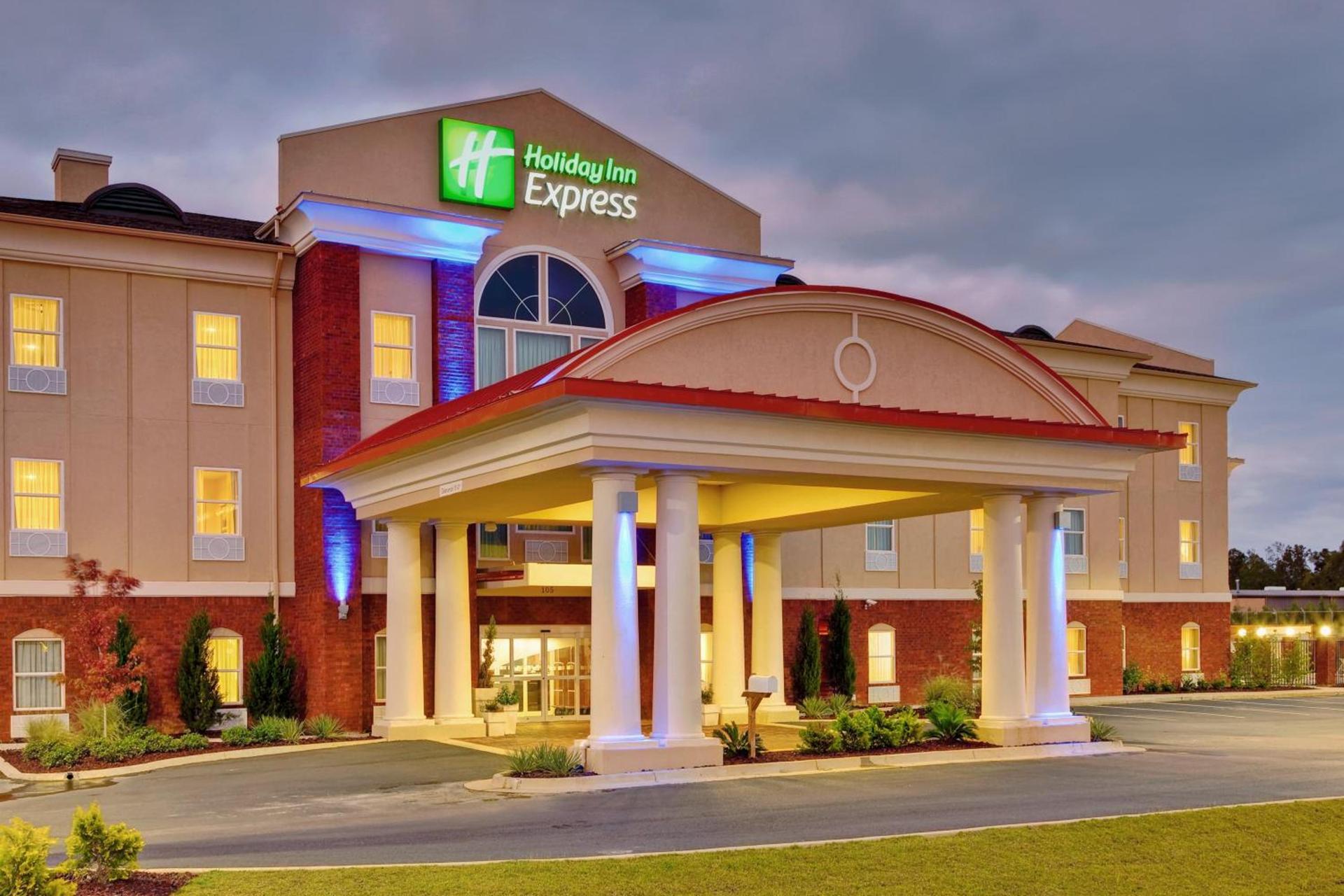 Holiday Inn Express McComb by IHG photo 6