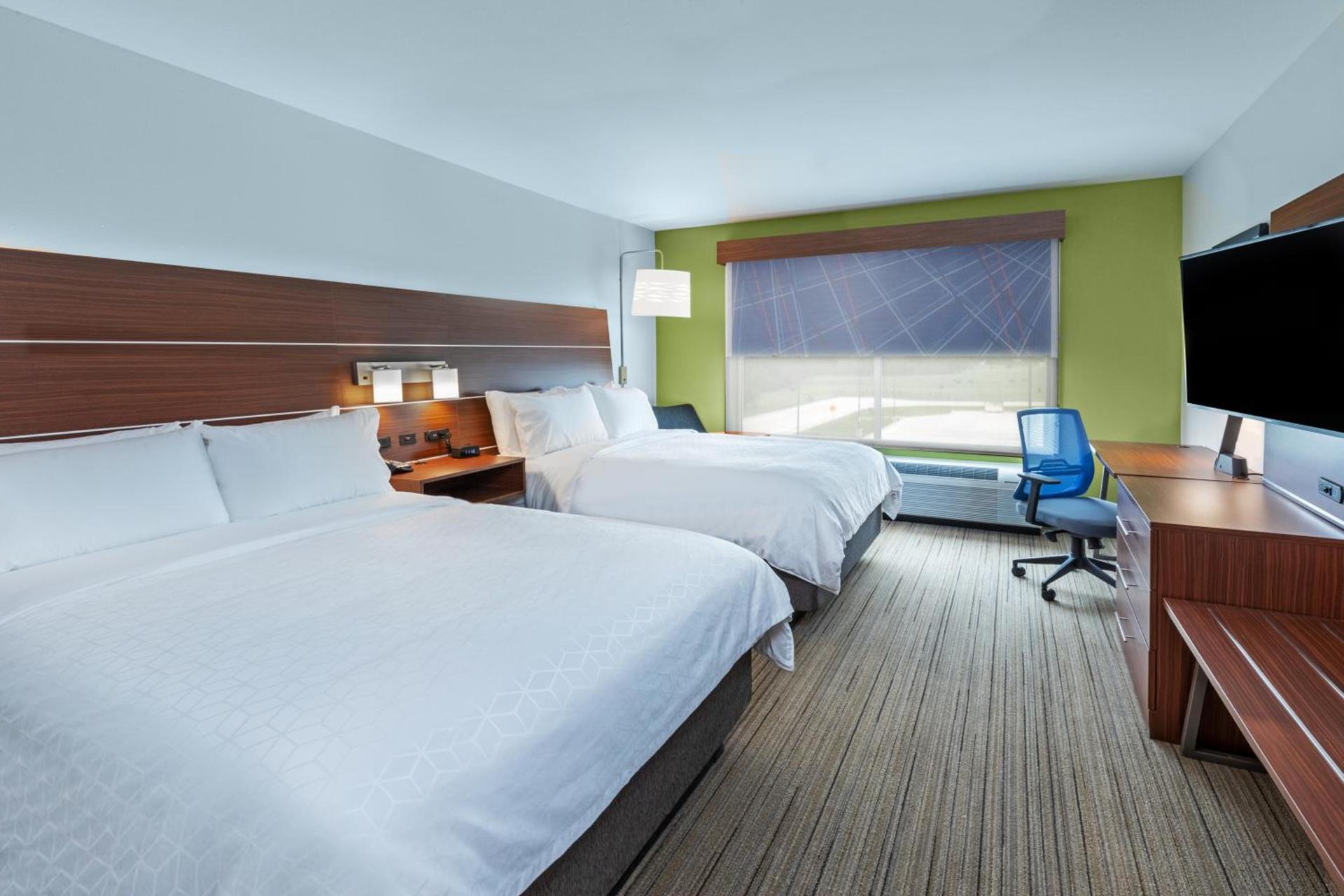 Holiday Inn Express & Suites - Parsons by IHG photo 11