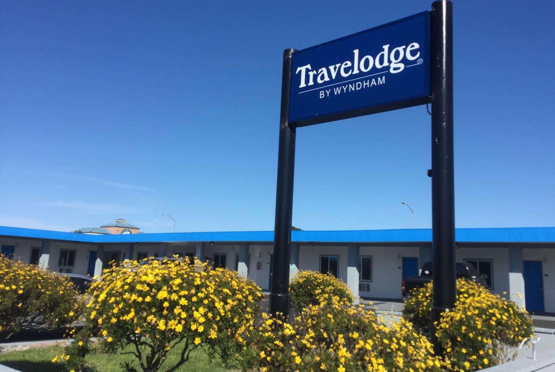 Travelodge by Wyndham Crescent City photo 1