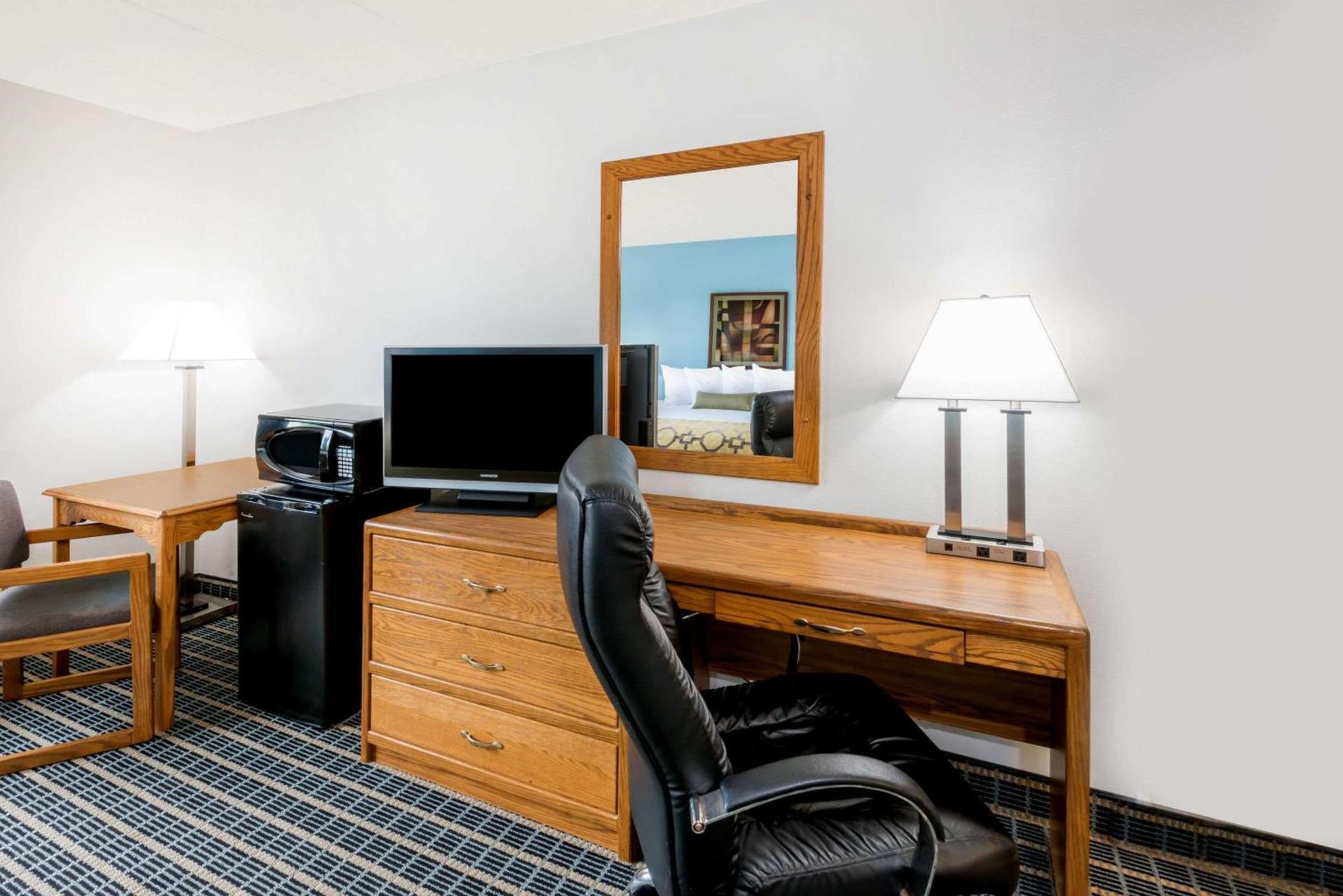 Baymont by Wyndham Marshalltown photo 7