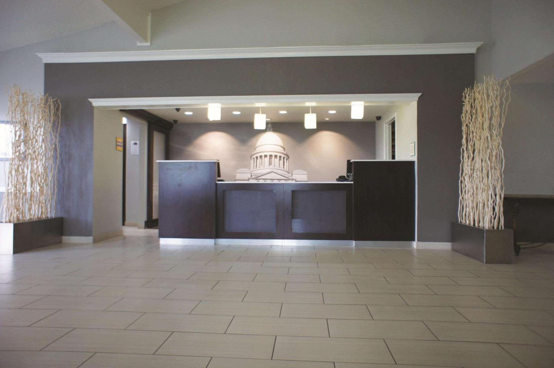 La Quinta Inn by Wyndham El Dorado photo 4