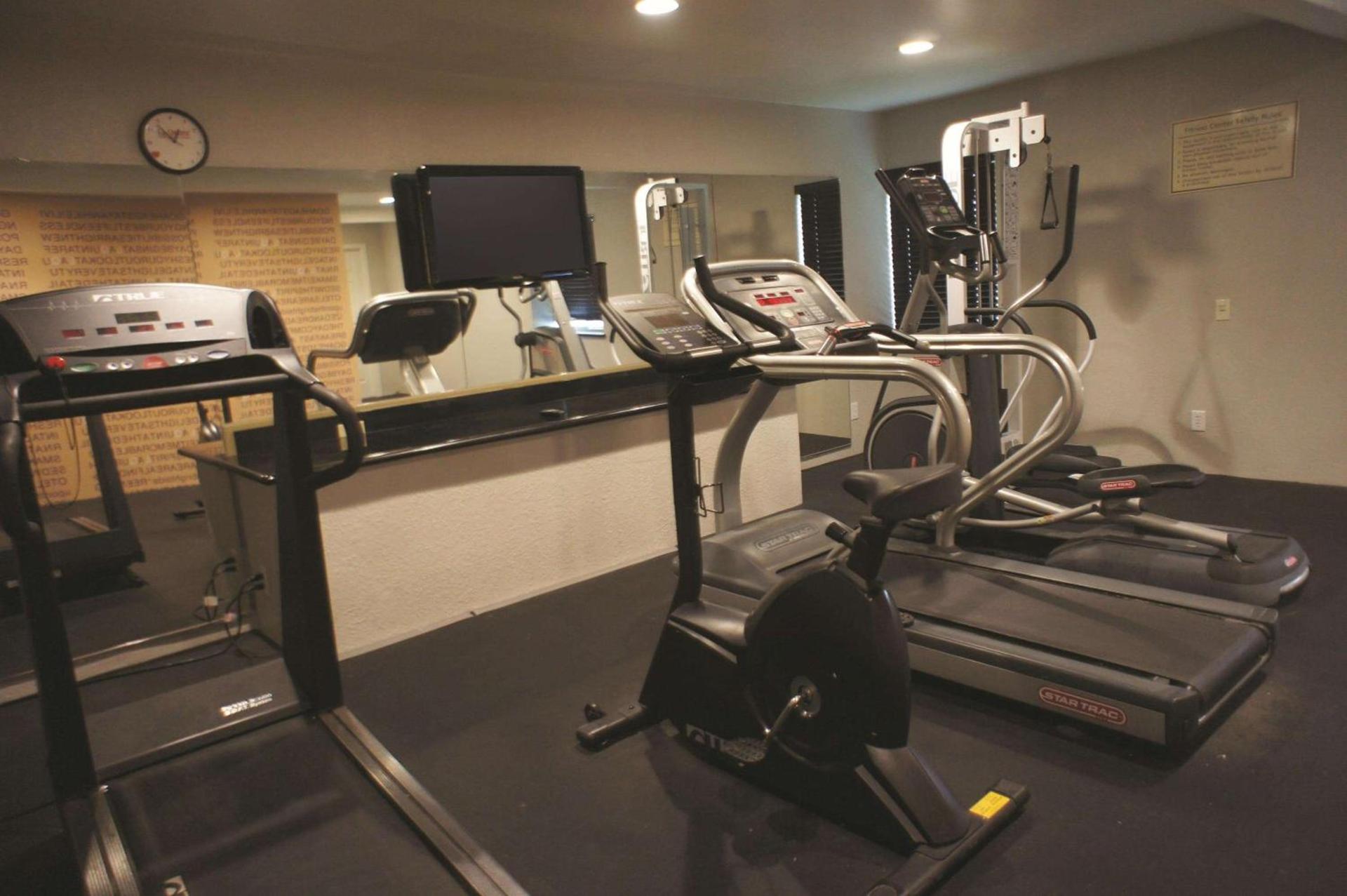 La Quinta Inn by Wyndham El Dorado photo 5