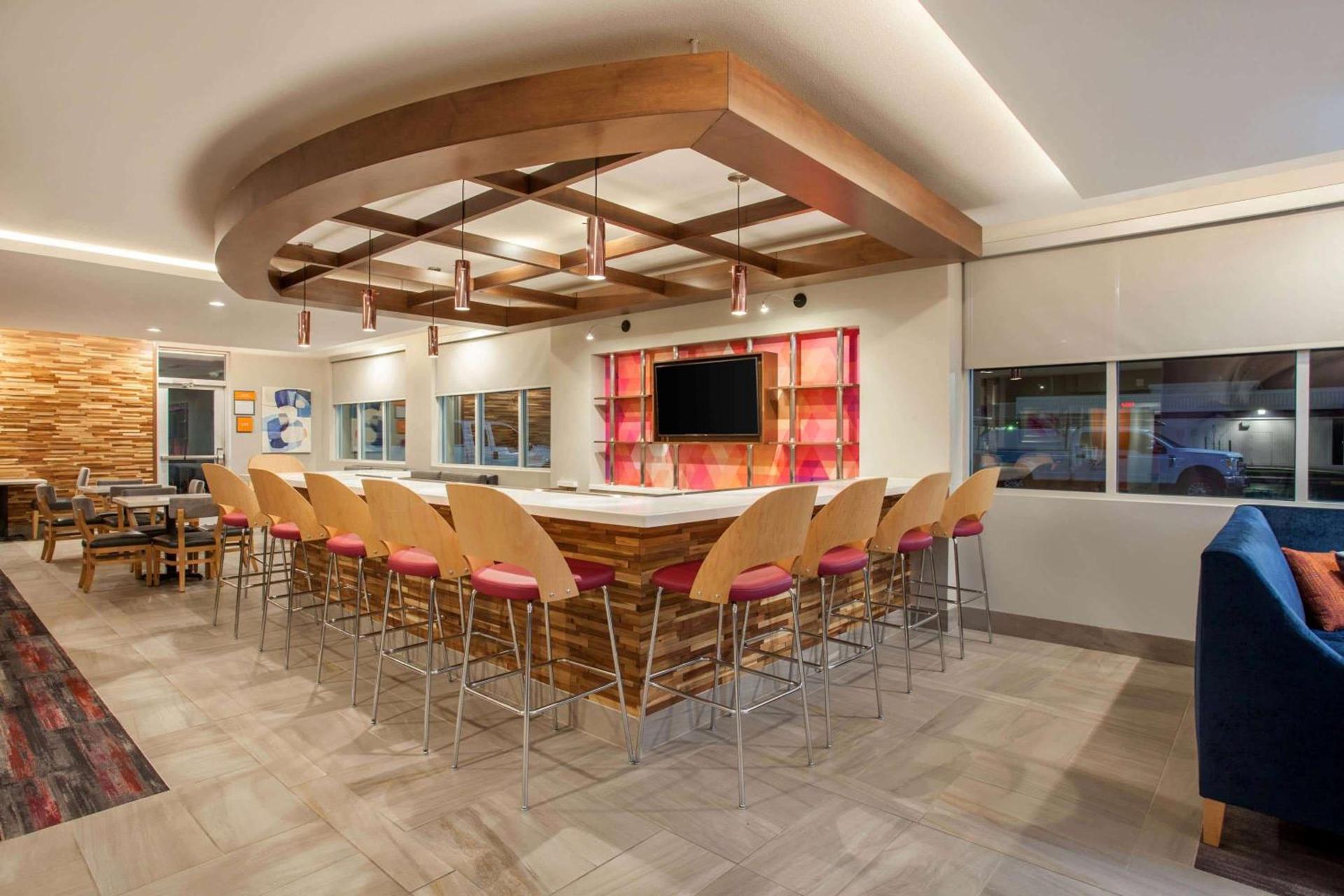 La Quinta by Wyndham Madera photo 8