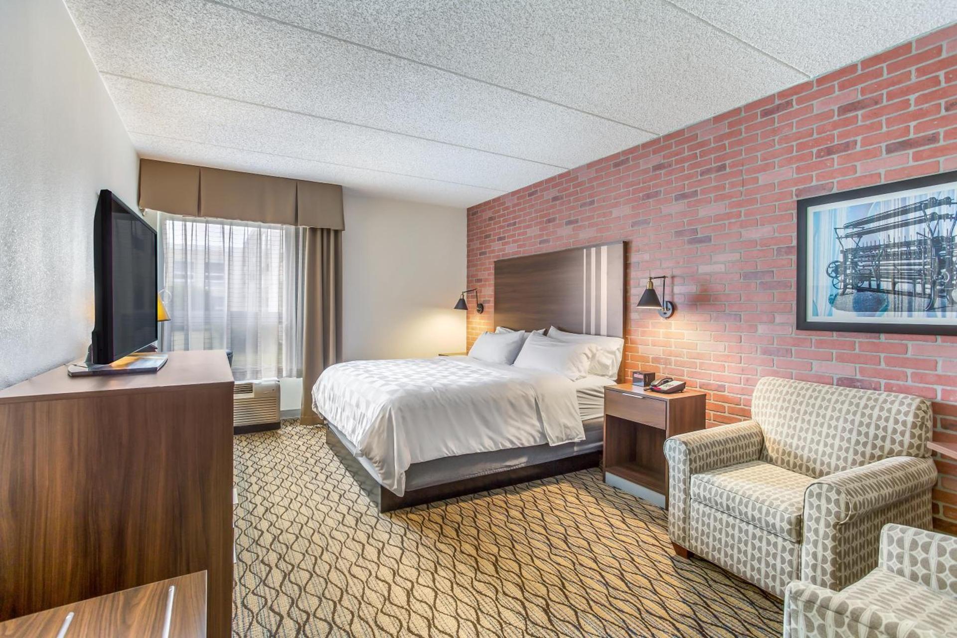 Burrstone Inn, an Ascend Collection Hotel photo 27