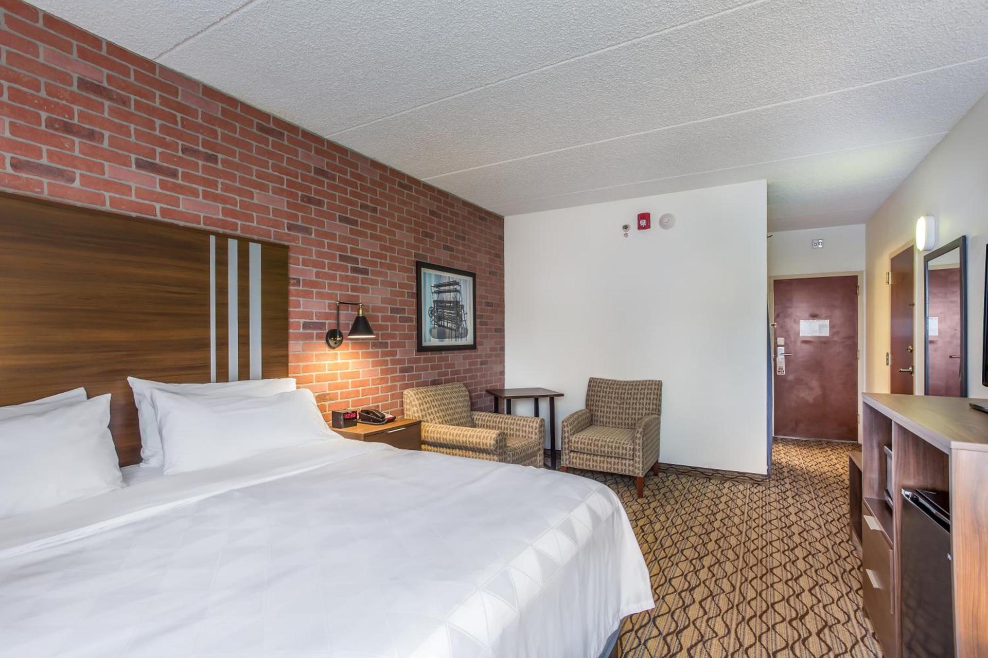 Burrstone Inn, an Ascend Collection Hotel photo 28