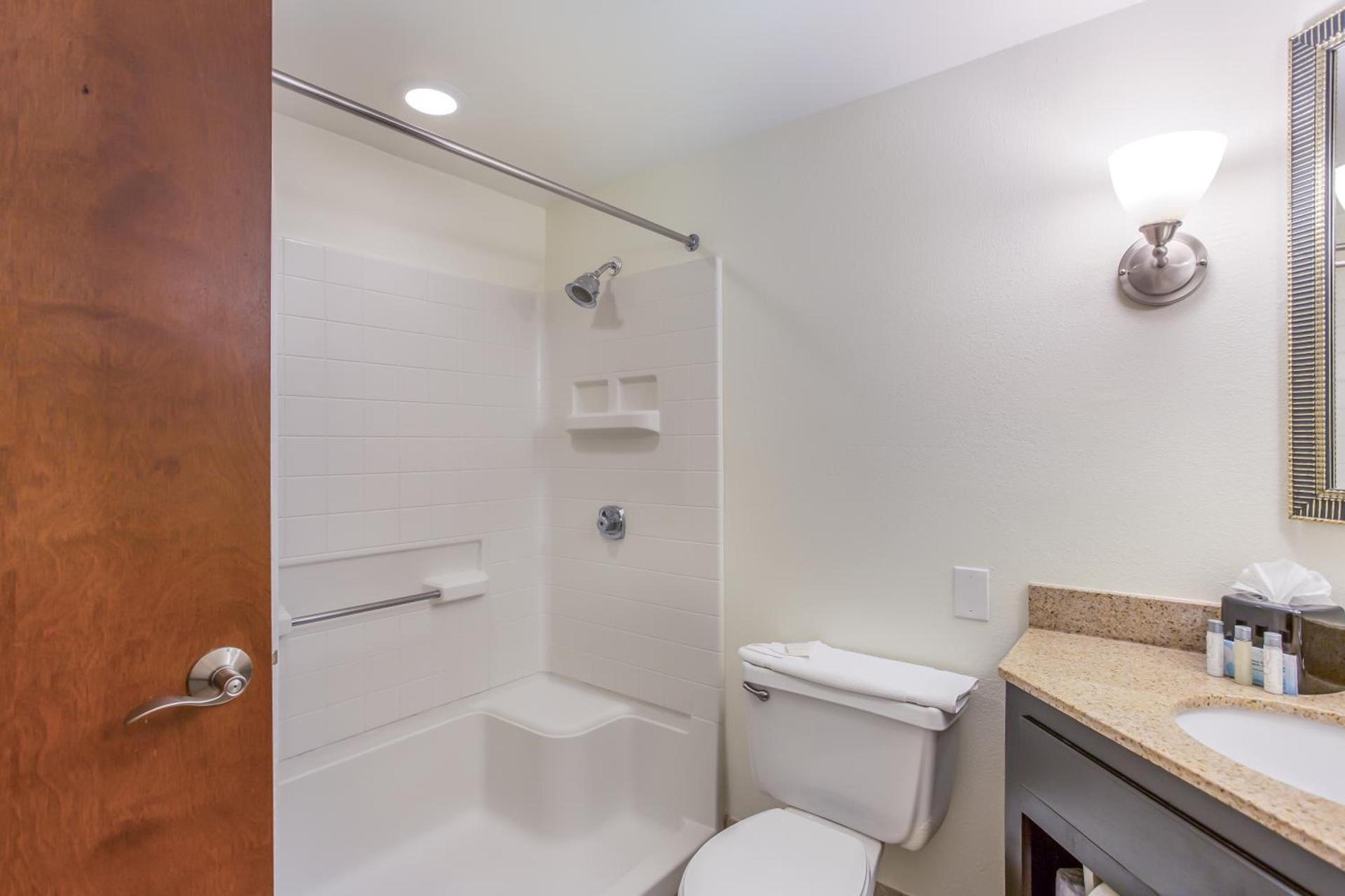 Burrstone Inn, an Ascend Collection Hotel photo 23