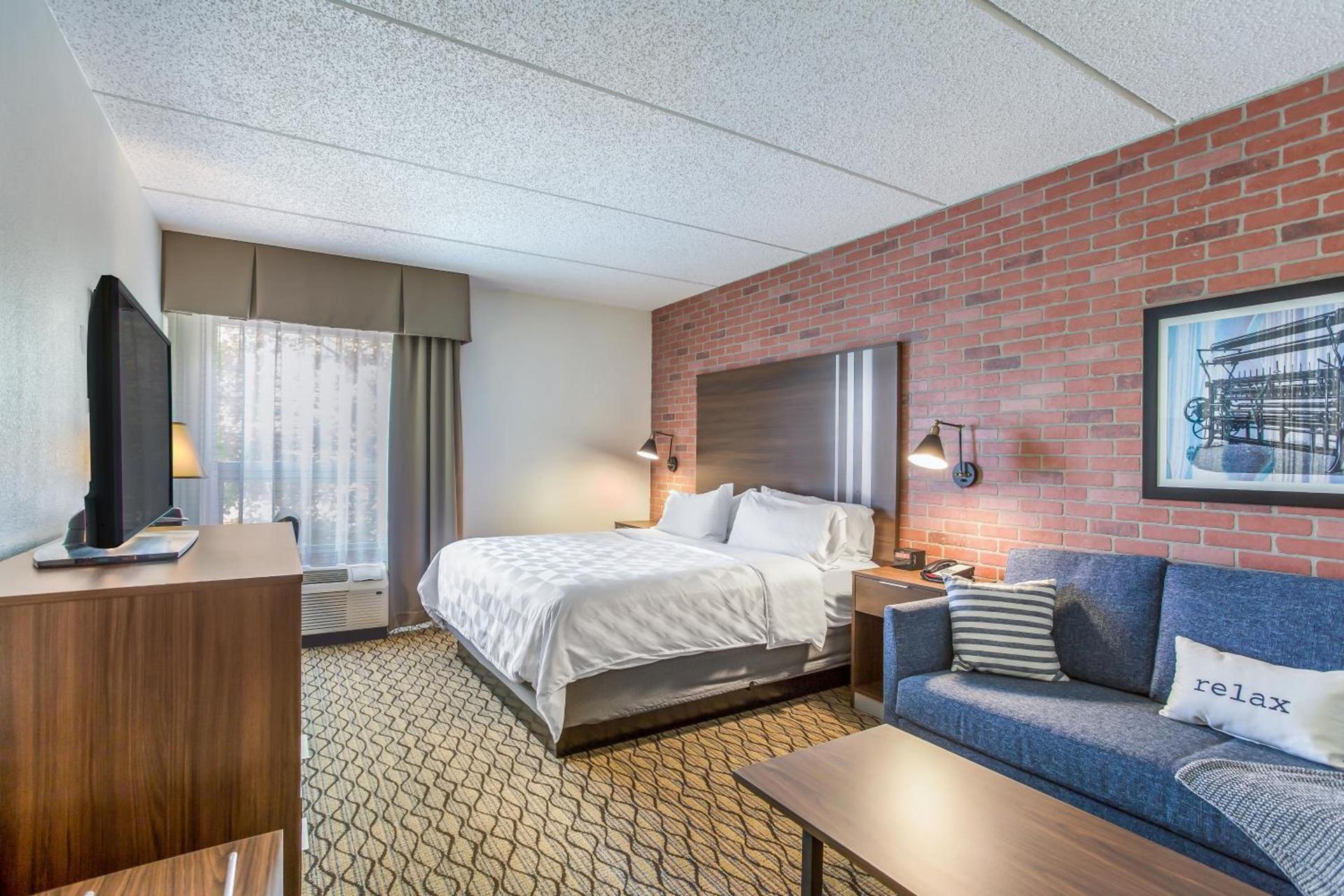 Burrstone Inn, an Ascend Collection Hotel photo 21