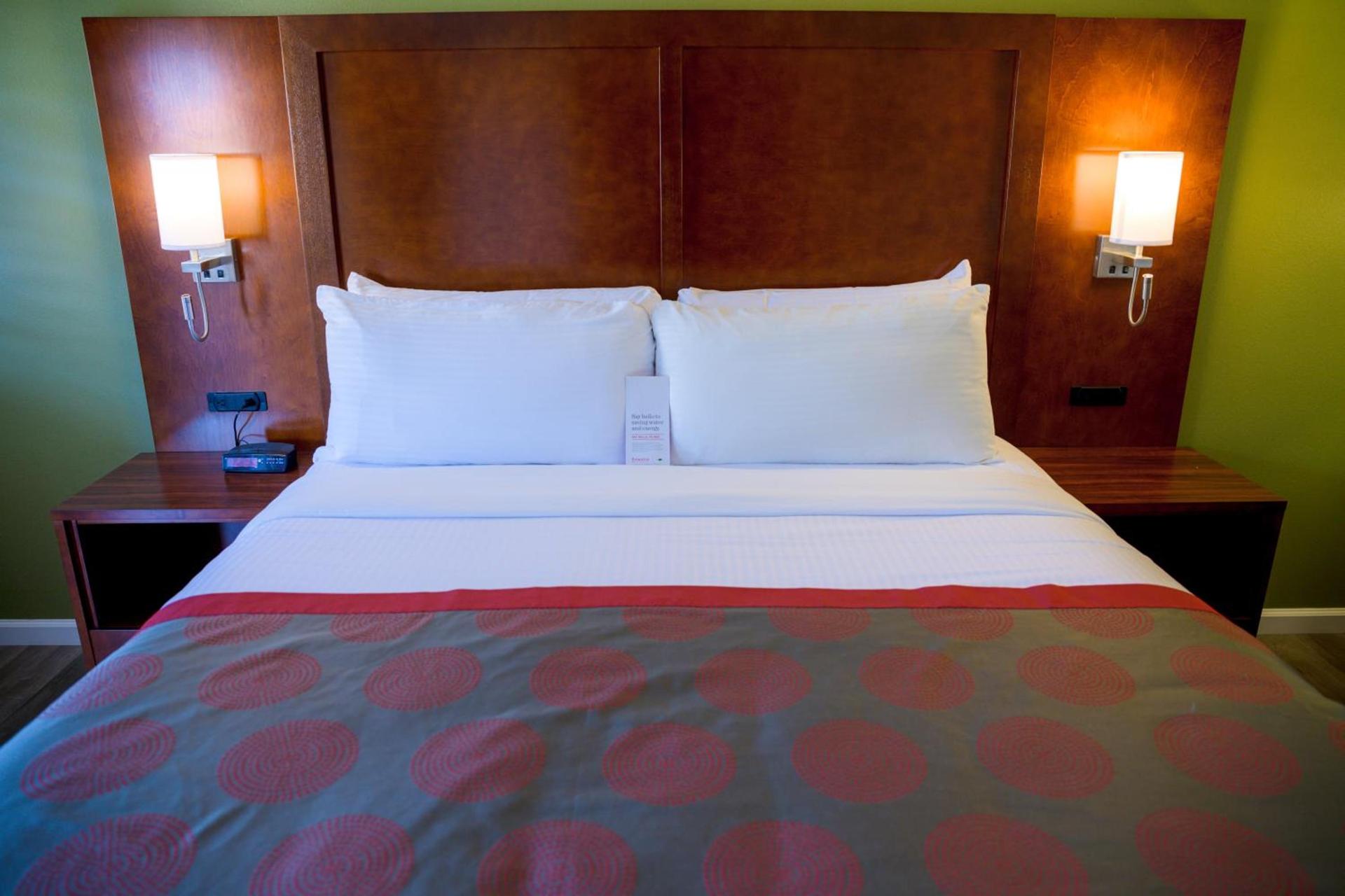 Ramada by Wyndham Mountain View photo 5