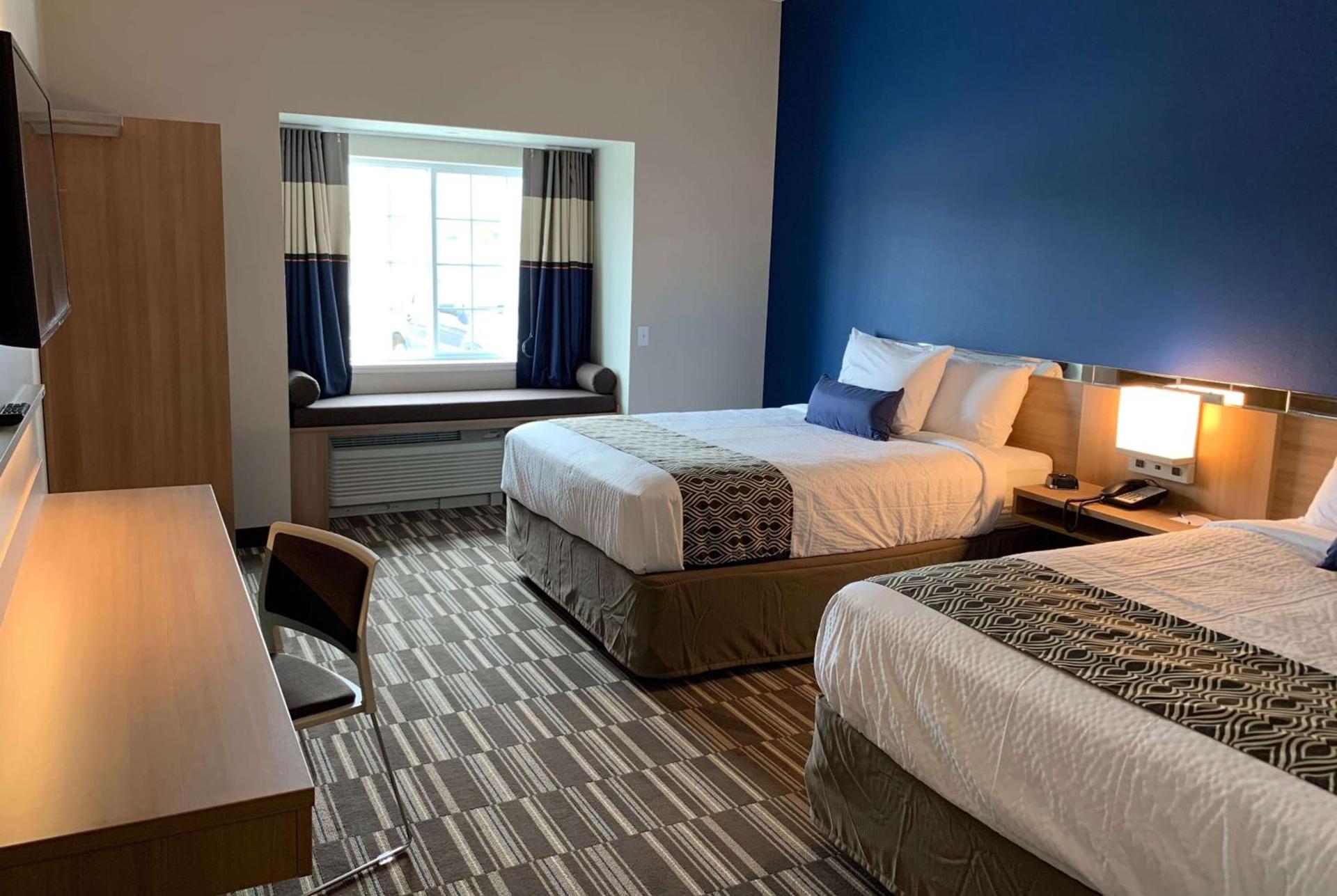 Microtel Inn & Suites by Wyndham Fountain Fort Carson photo 8