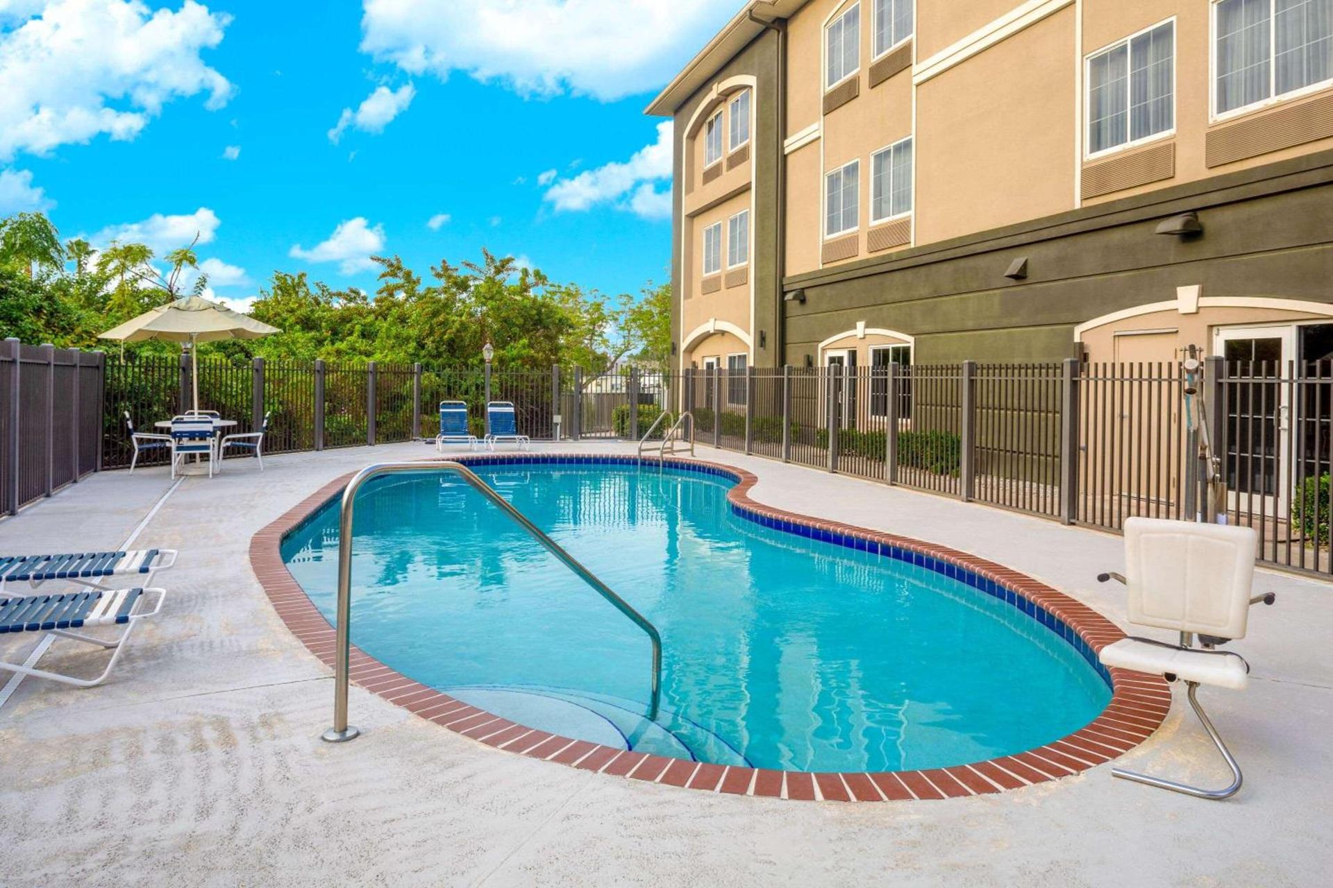 La Quinta by Wyndham Sebring photo 8