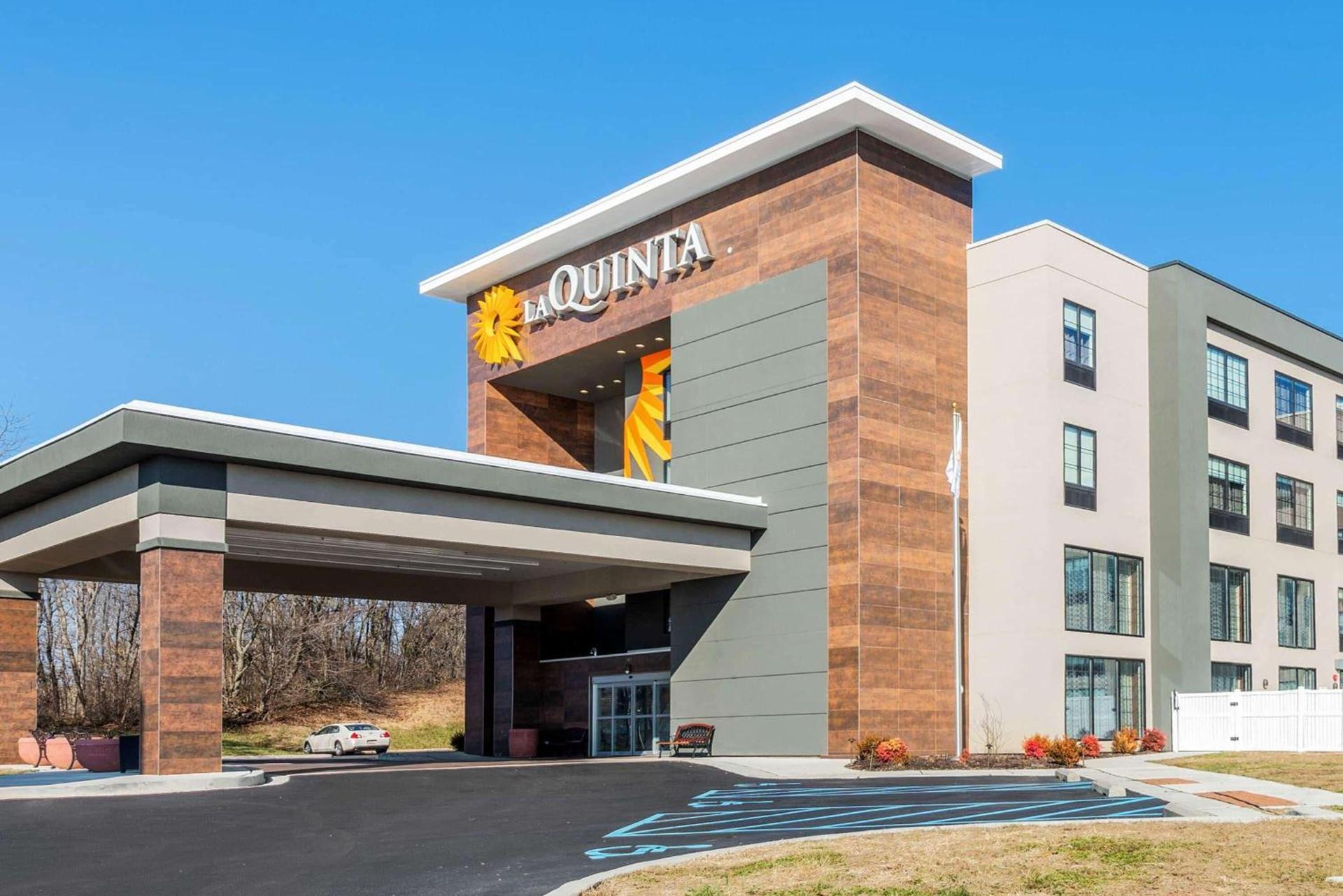 La Quinta by Wyndham Aberdeen-APG photo 2
