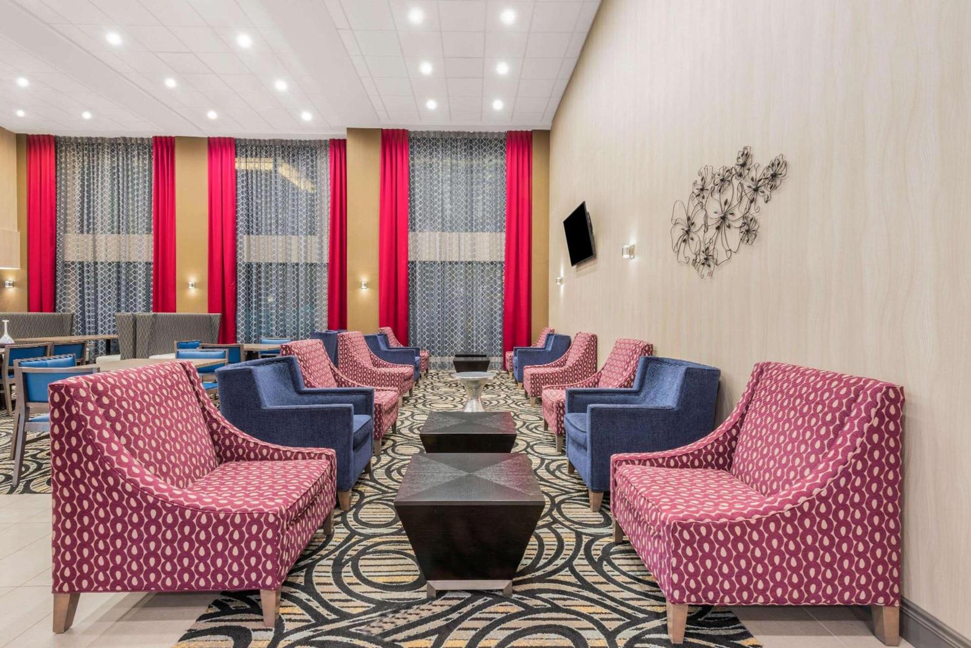 La Quinta by Wyndham Aberdeen-APG photo 5