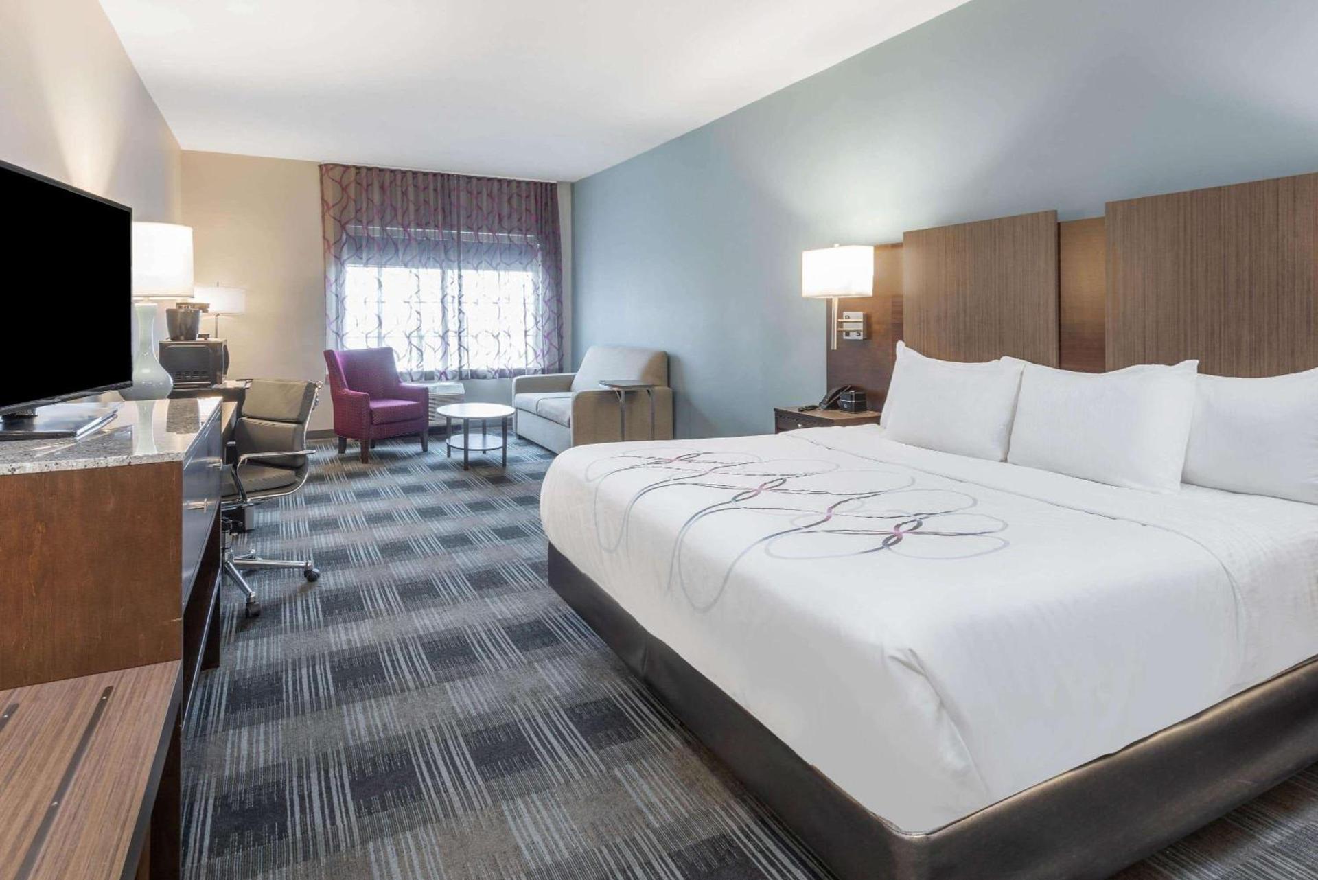 La Quinta by Wyndham Aberdeen-APG photo 17