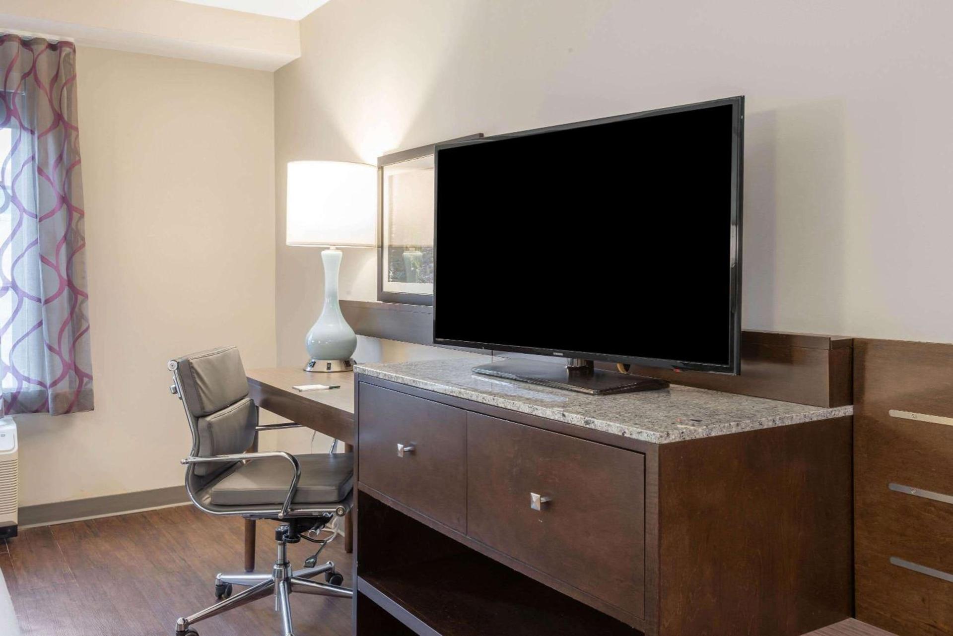 La Quinta by Wyndham Aberdeen-APG photo 21
