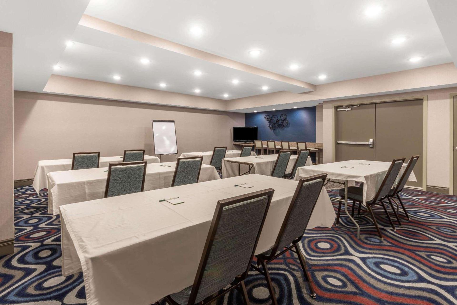 La Quinta by Wyndham Aberdeen-APG photo 25