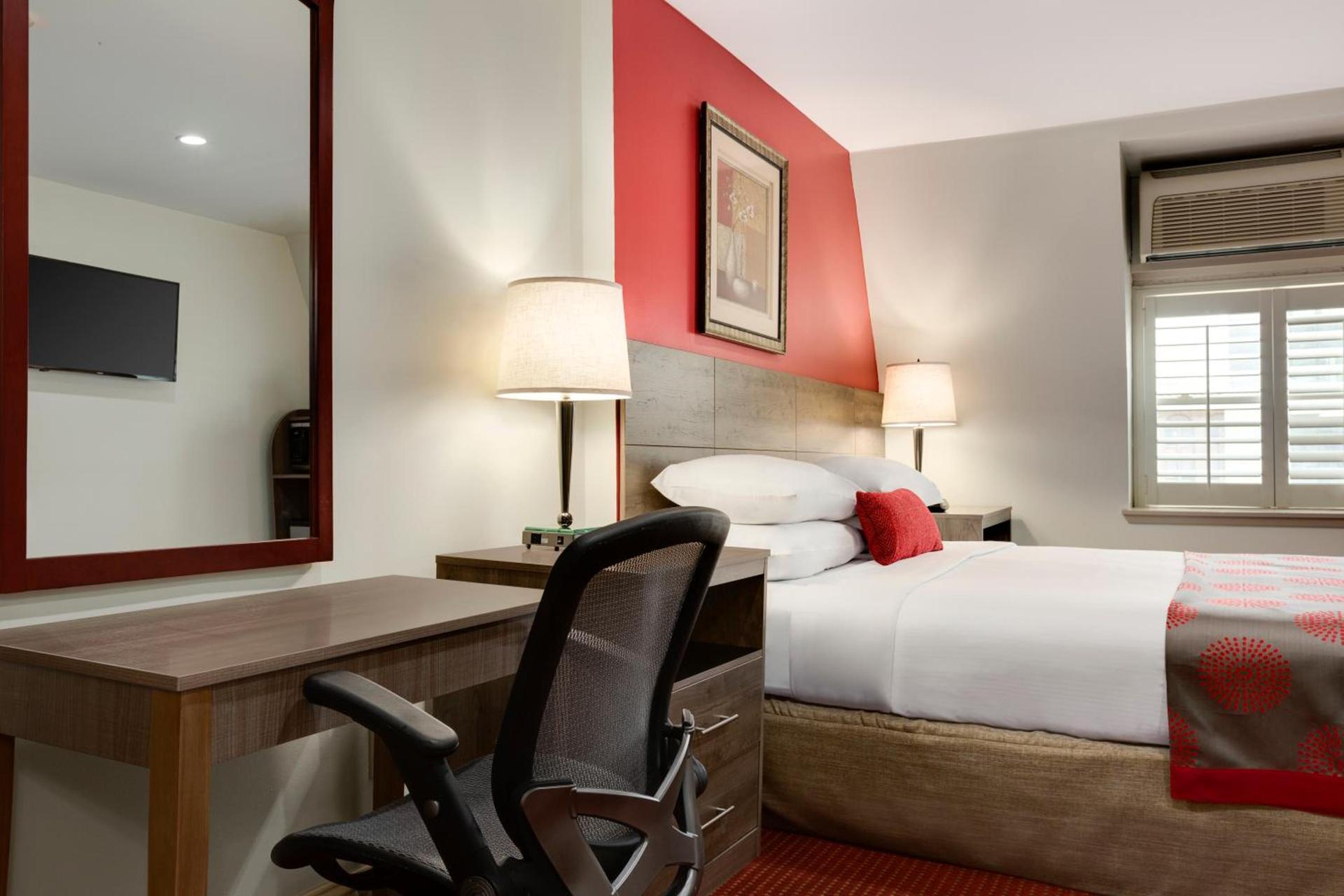 Ramada by Wyndham Oakland Downtown City Center photo 37