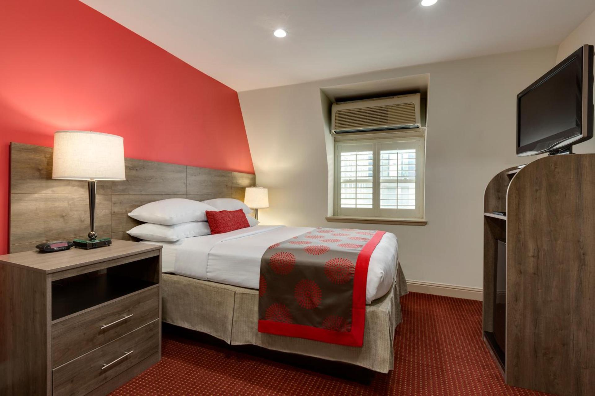 Ramada by Wyndham Oakland Downtown City Center photo 34