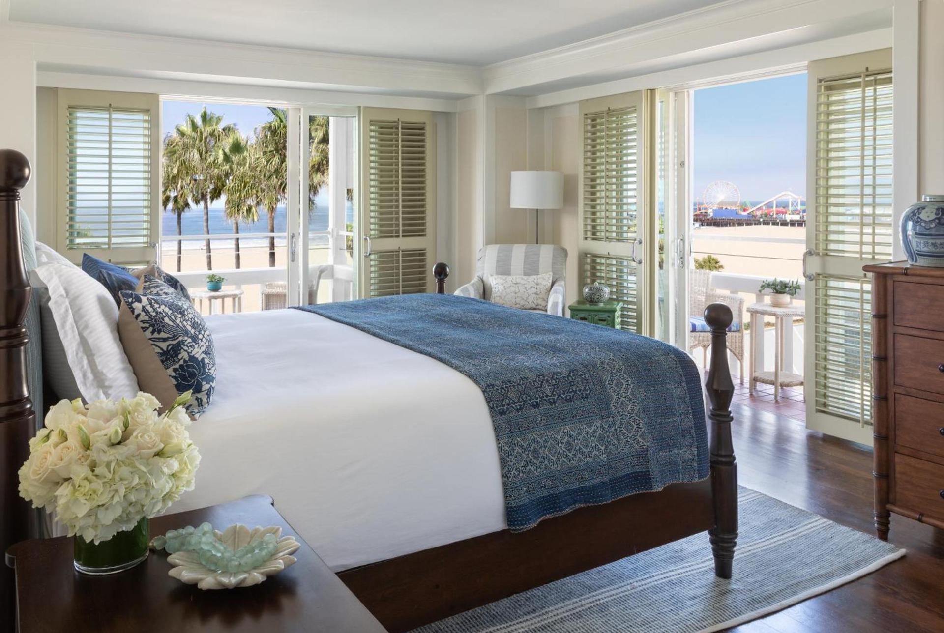 Shutters On The Beach photo 15