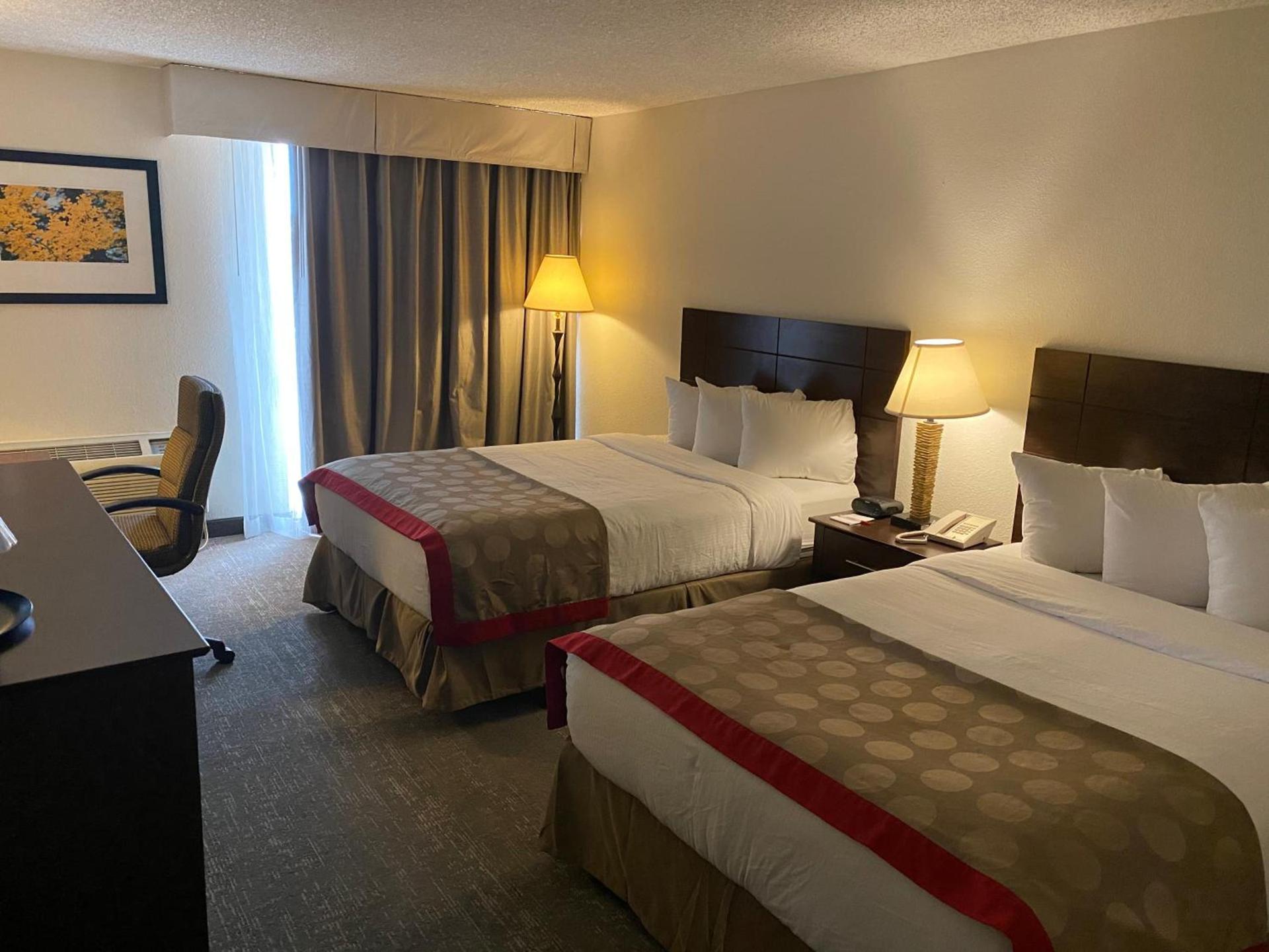Ramada by Wyndham Albuquerque Midtown photo 60