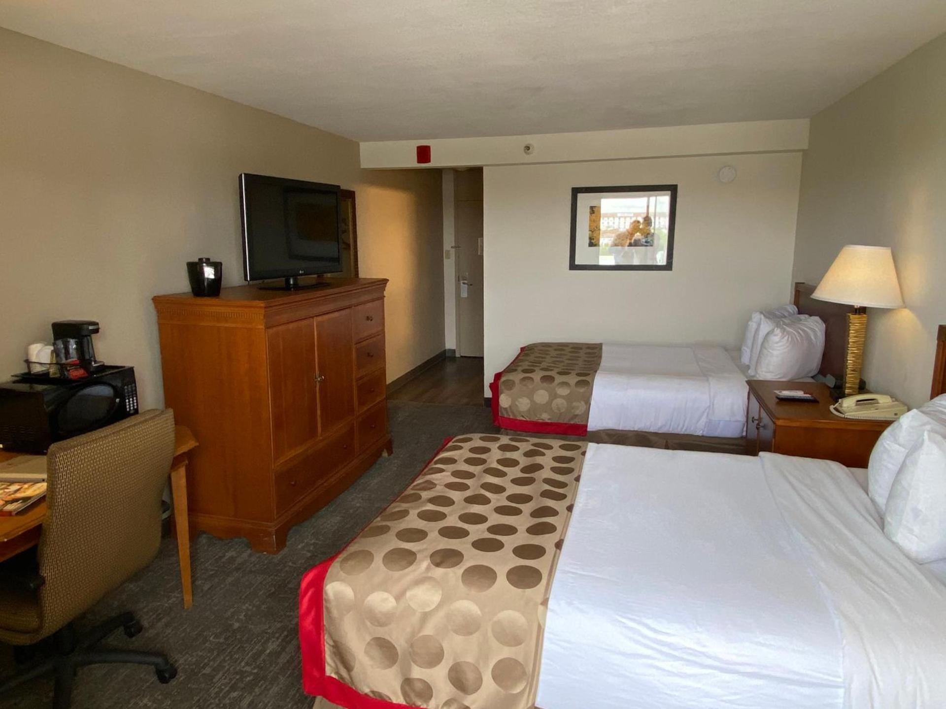 Ramada by Wyndham Albuquerque Midtown photo 55