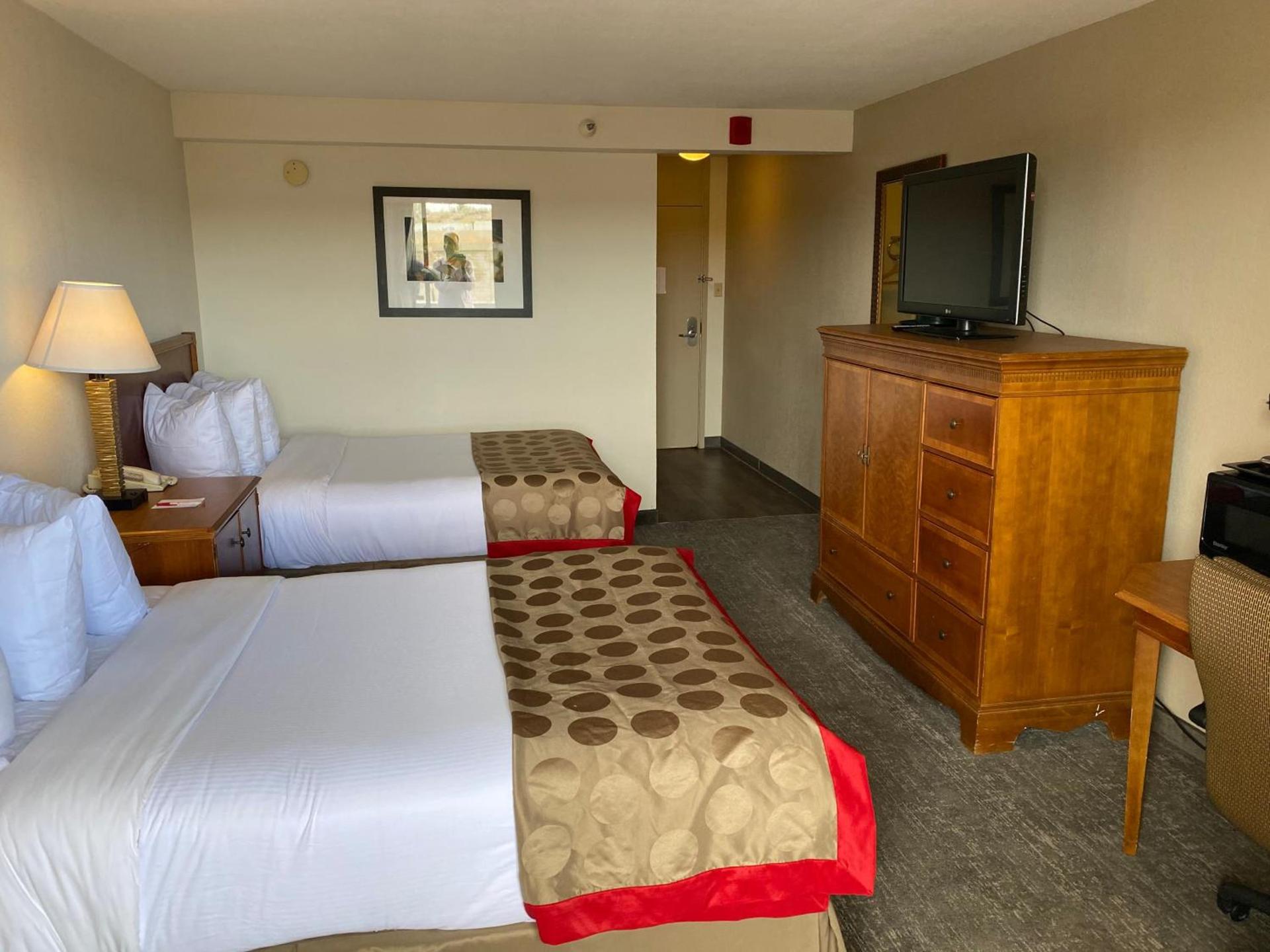 Ramada by Wyndham Albuquerque Midtown photo 34