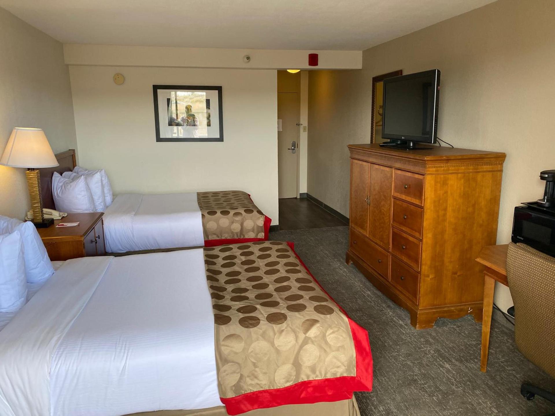 Ramada by Wyndham Albuquerque Midtown photo 33