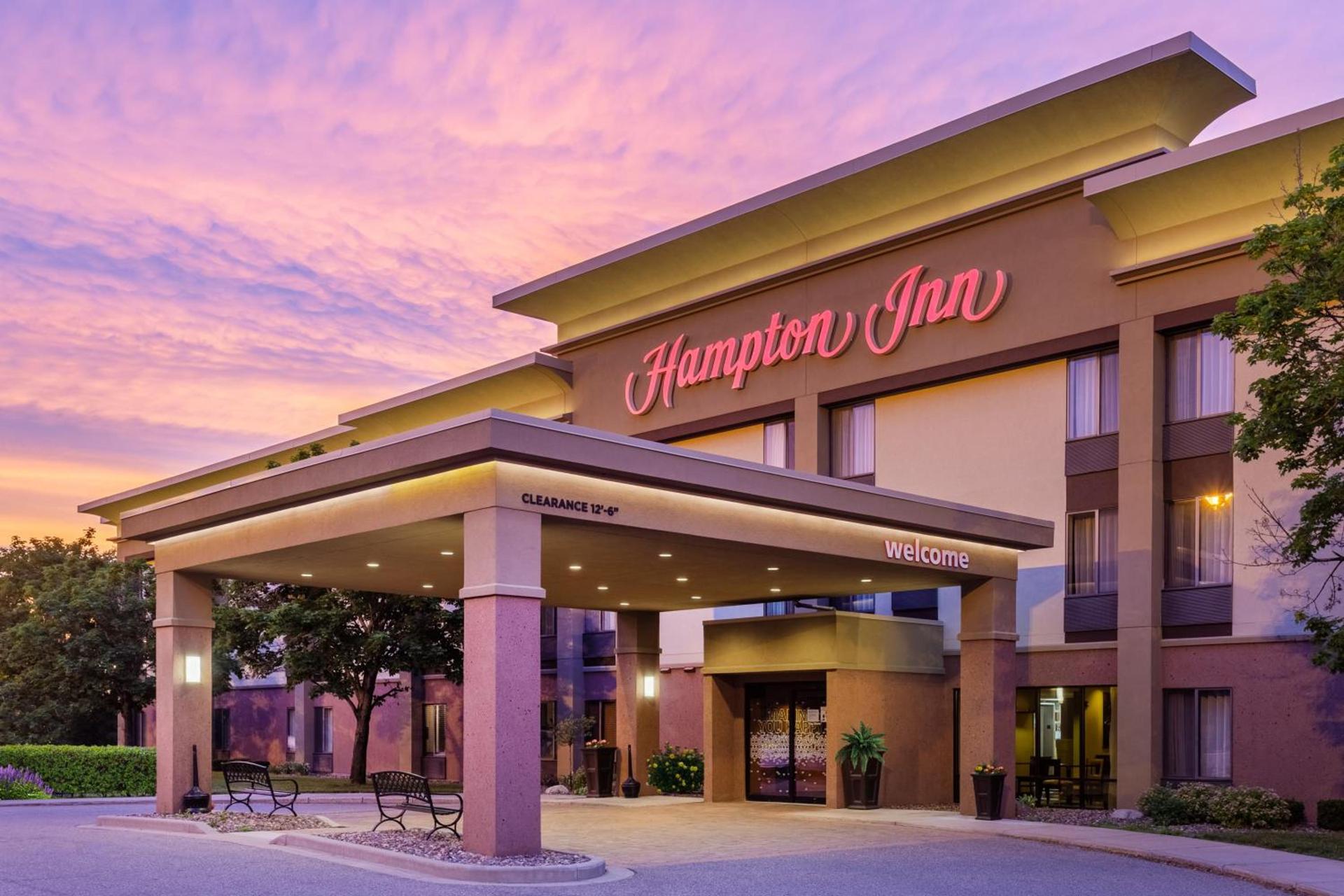 Hampton Inn Eau Claire photo 27