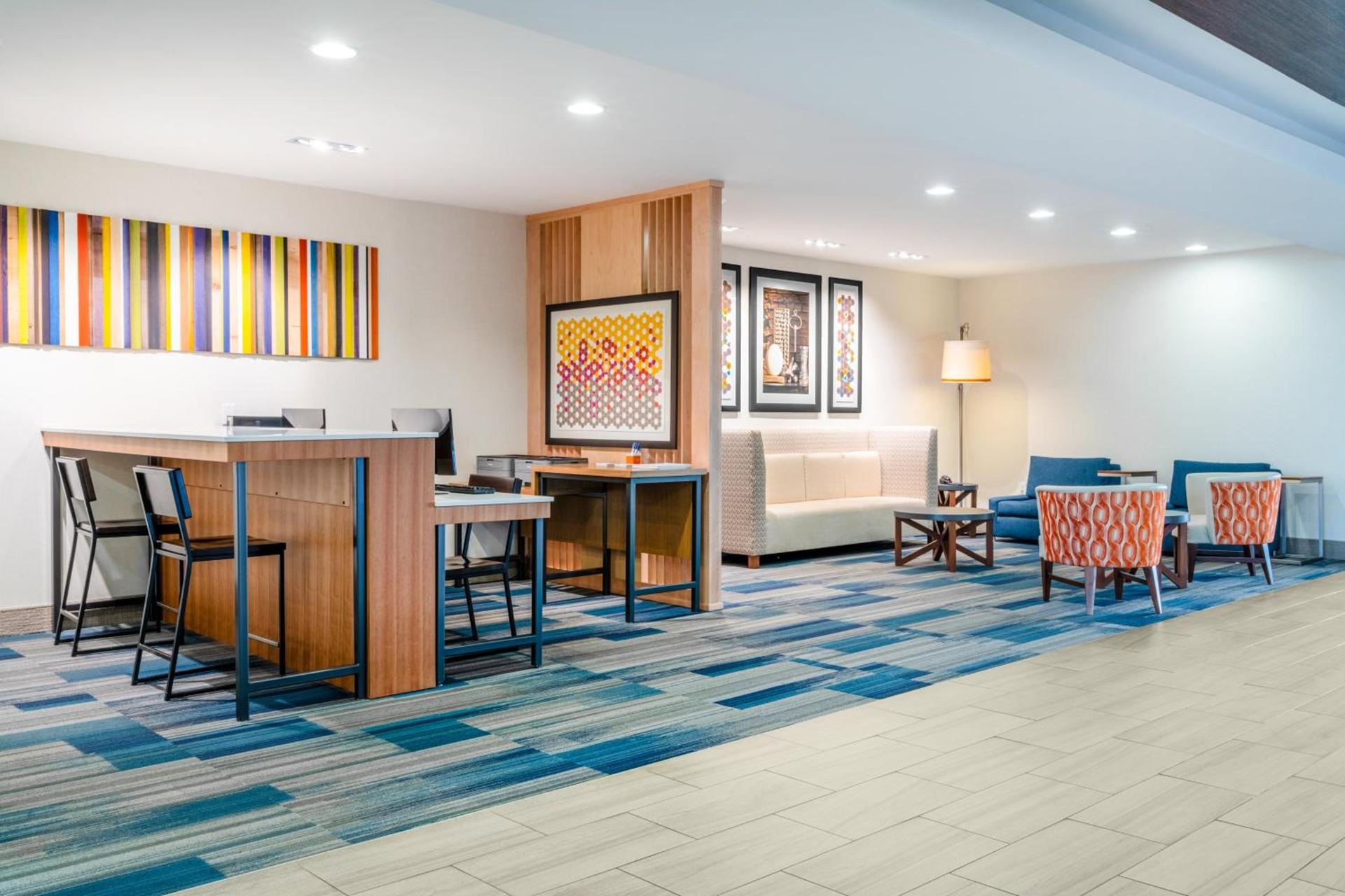 Holiday Inn Express Hotel & Suites Tappahannock by IHG photo 7