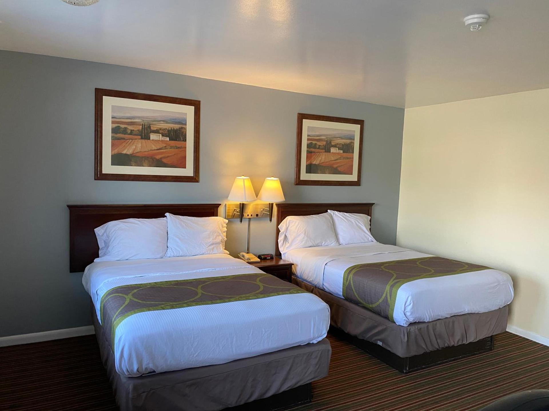 Relax Inn photo 4