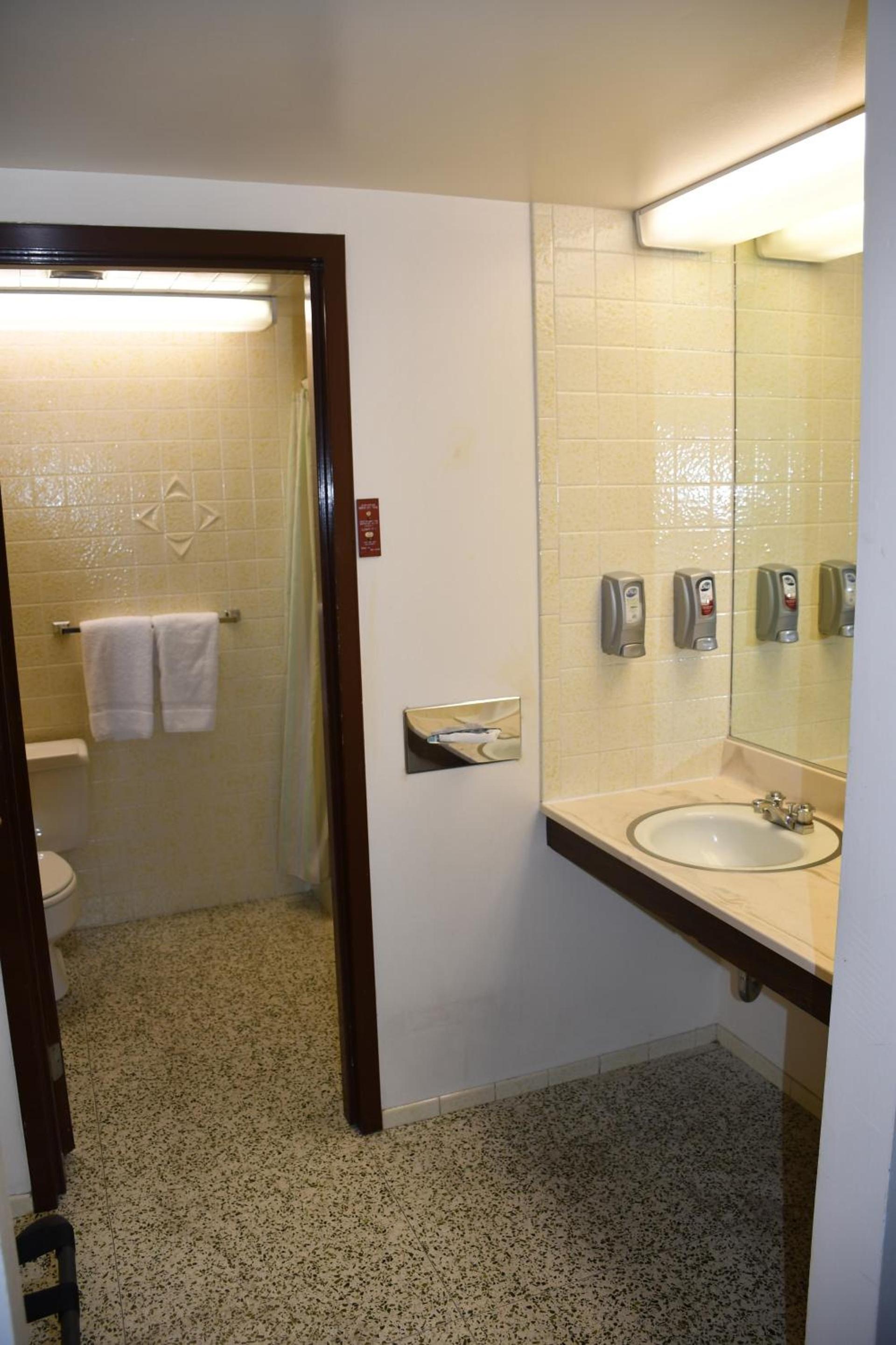 Prairie Inn photo 8