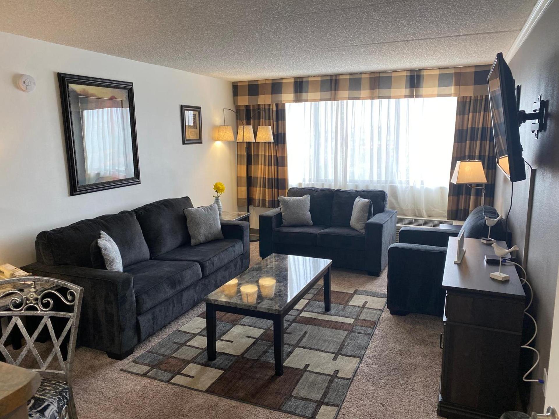 Ramada by Wyndham Albuquerque Midtown photo 45