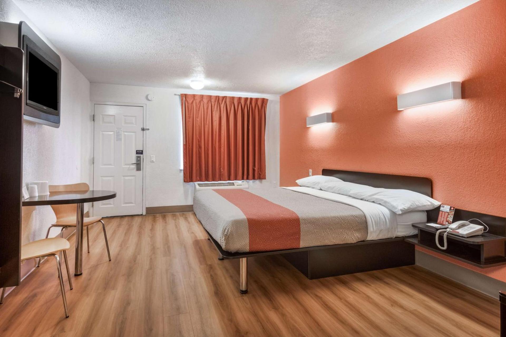 Motel 6-Youngstown, OH photo 4
